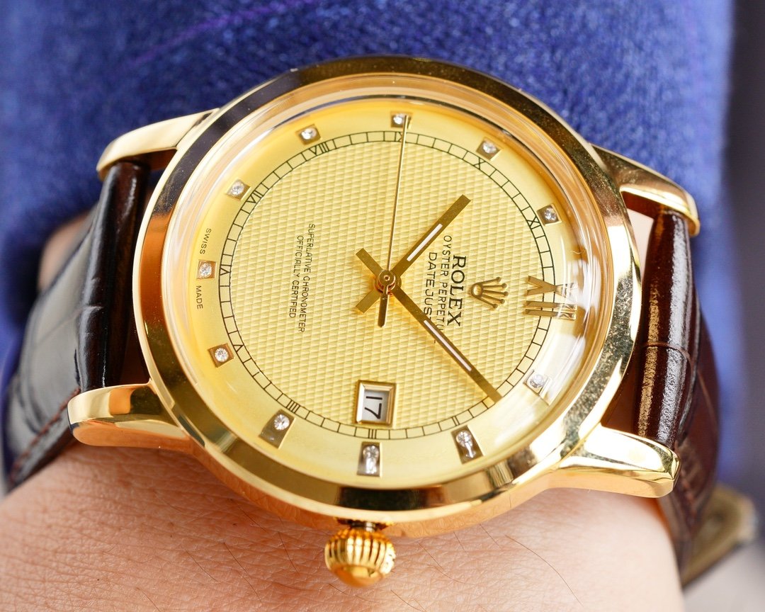 OYSTER PERPETUAL 41MM GOLD CASE DIAMOND NUMERALS