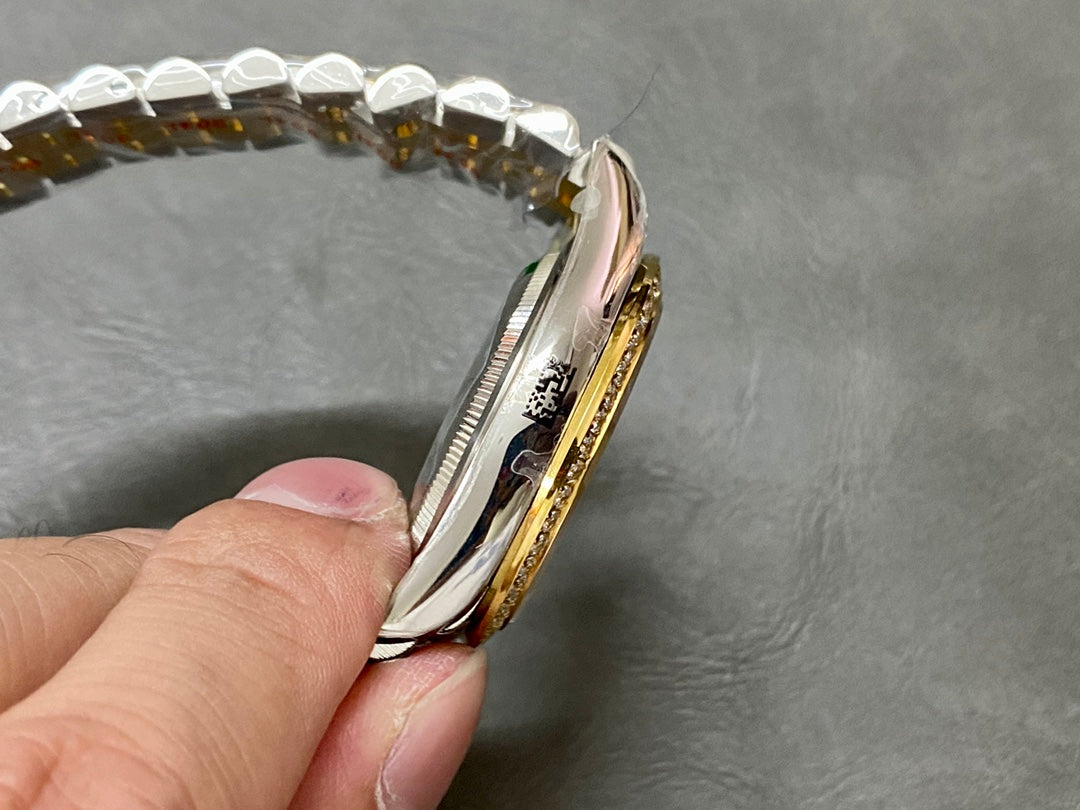 DATEJUST 31MM GOLD STEEL DIAMOND BEZEL GREEN DIAL