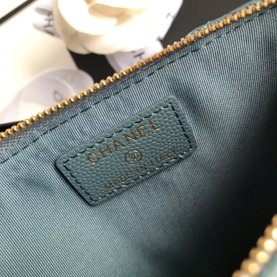CC MOBILE PURSE 19.5 SAPPHIRE GRAINED CALFSKIN GOLD ICON