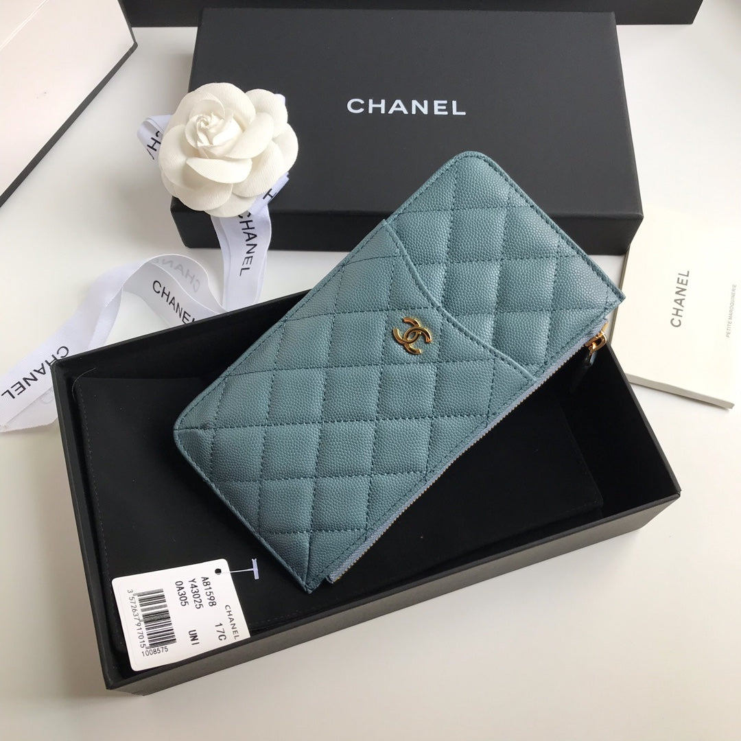 CC MOBILE PURSE 19.5 SAPPHIRE GRAINED CALFSKIN GOLD ICON
