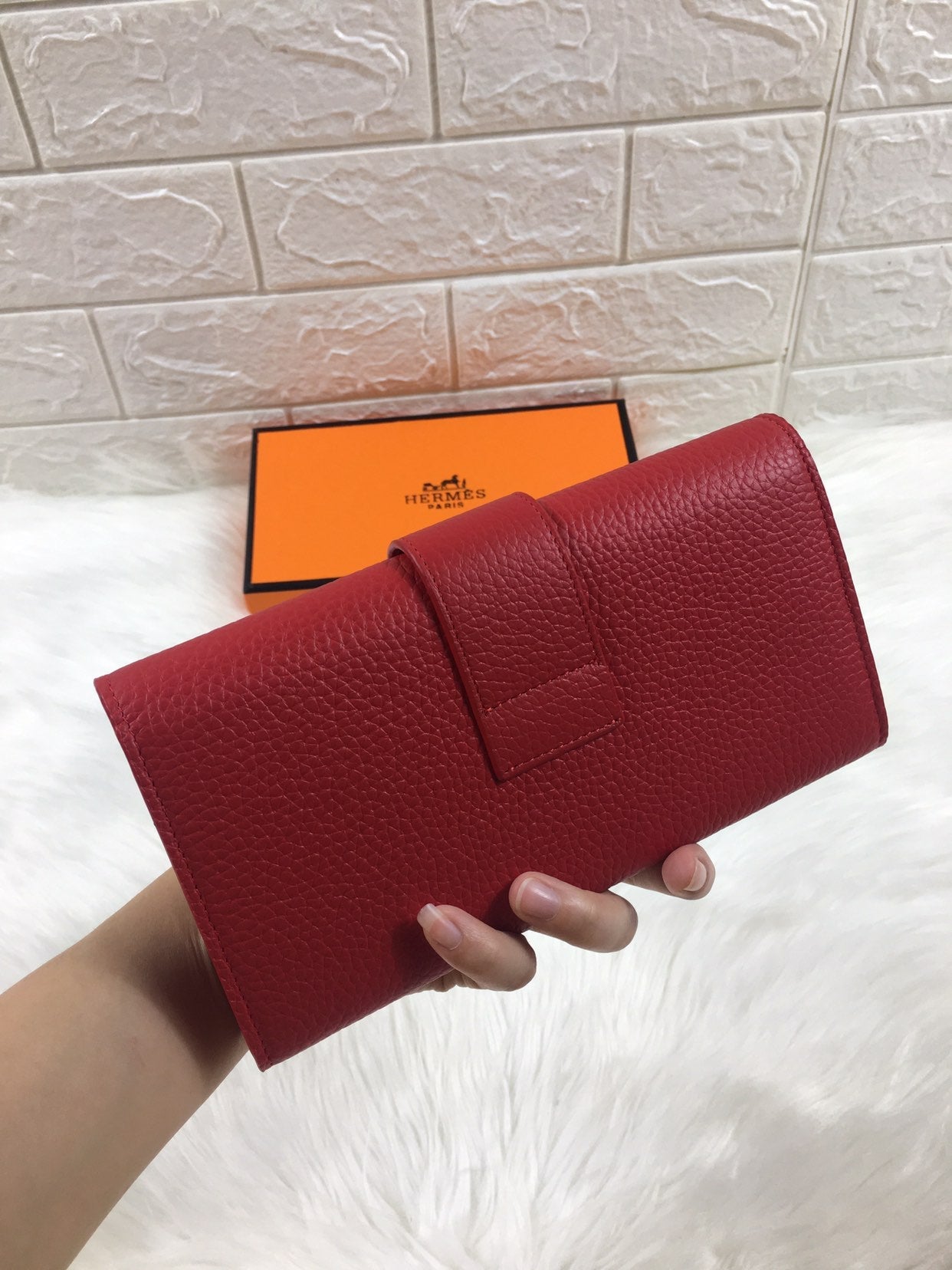 HM SNAP LOCK WALLET 19.5 RED GRAINED CALFSKIN