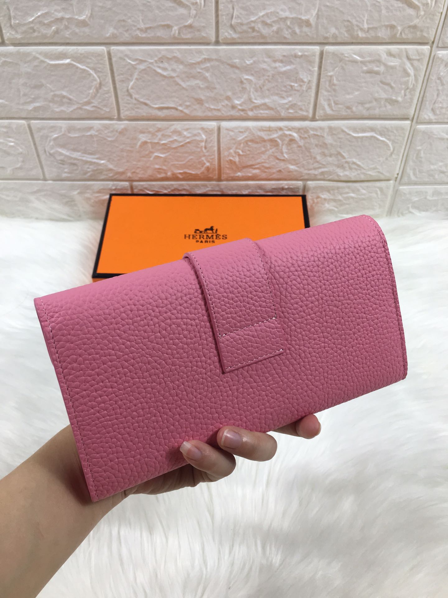 HM SNAP LOCK WALLET 19.5 FLAMINGO PINK GRAINED CALFSKIN