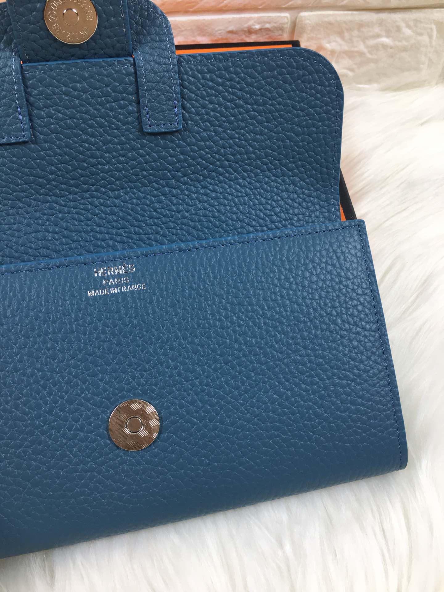 HM SNAP LOCK WALLET 19.5 AEGEAN GRAINED CALFSKIN