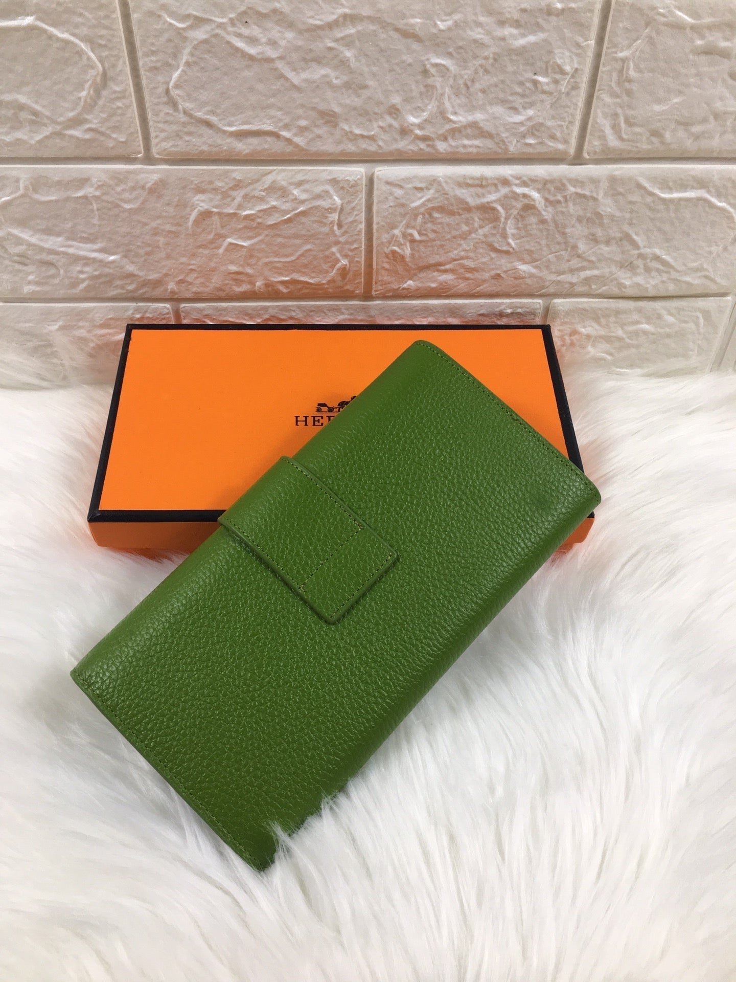 HM SNAP LOCK WALLET 19.5 GREEN GRAINED CALFSKIN