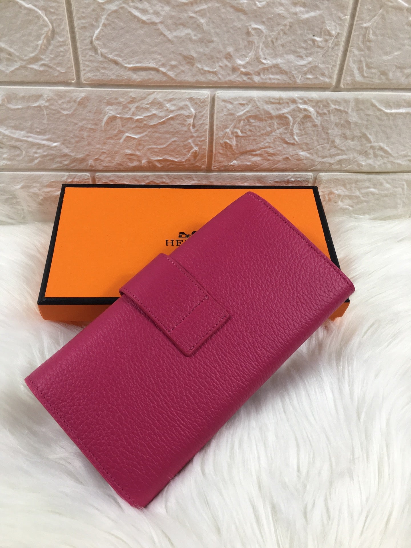 HM SNAP LOCK WALLET 19.5 DEEP PINK GRAINED CALFSKIN