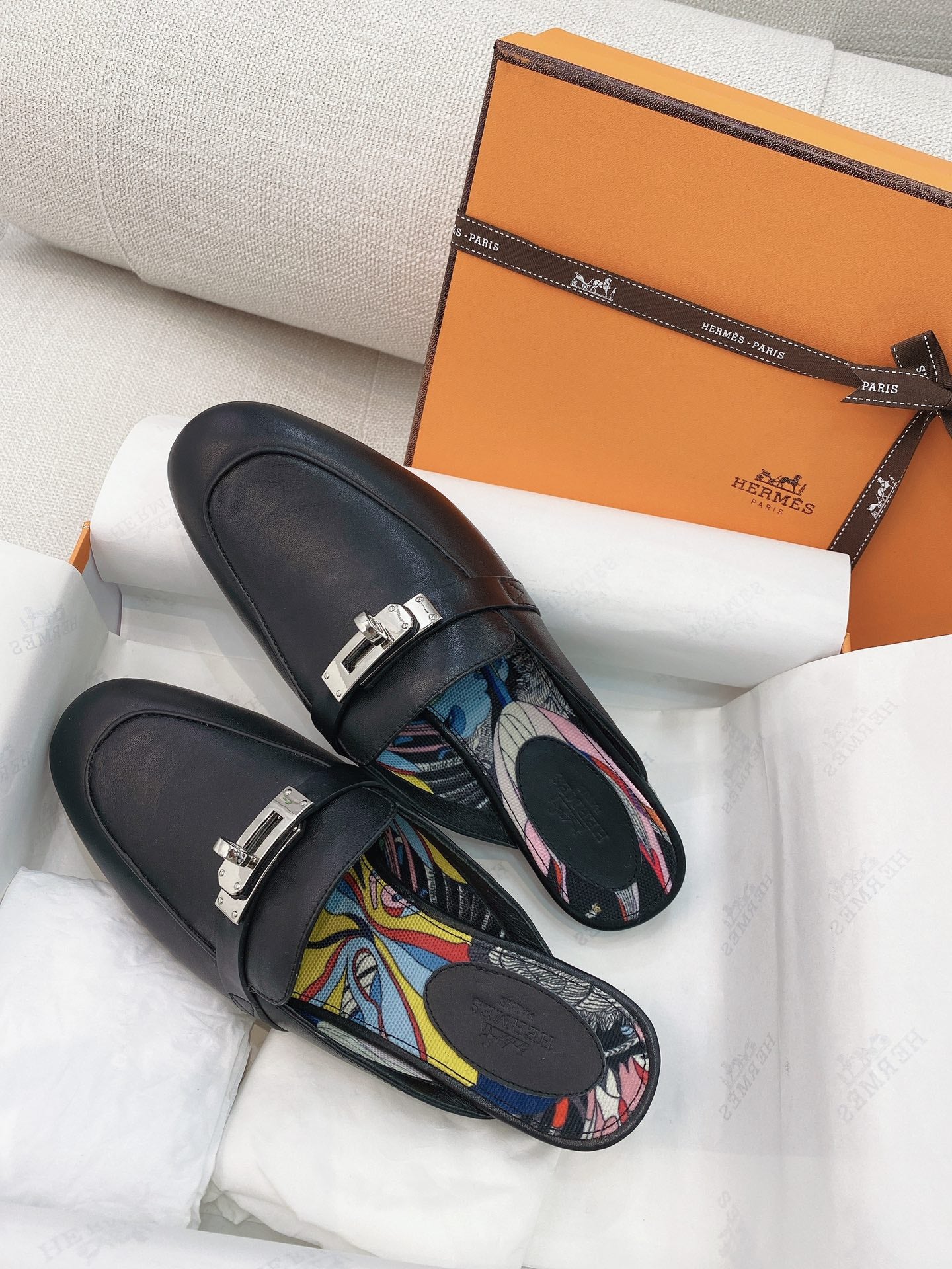 HM Oz Mule Black Cowhide 348088