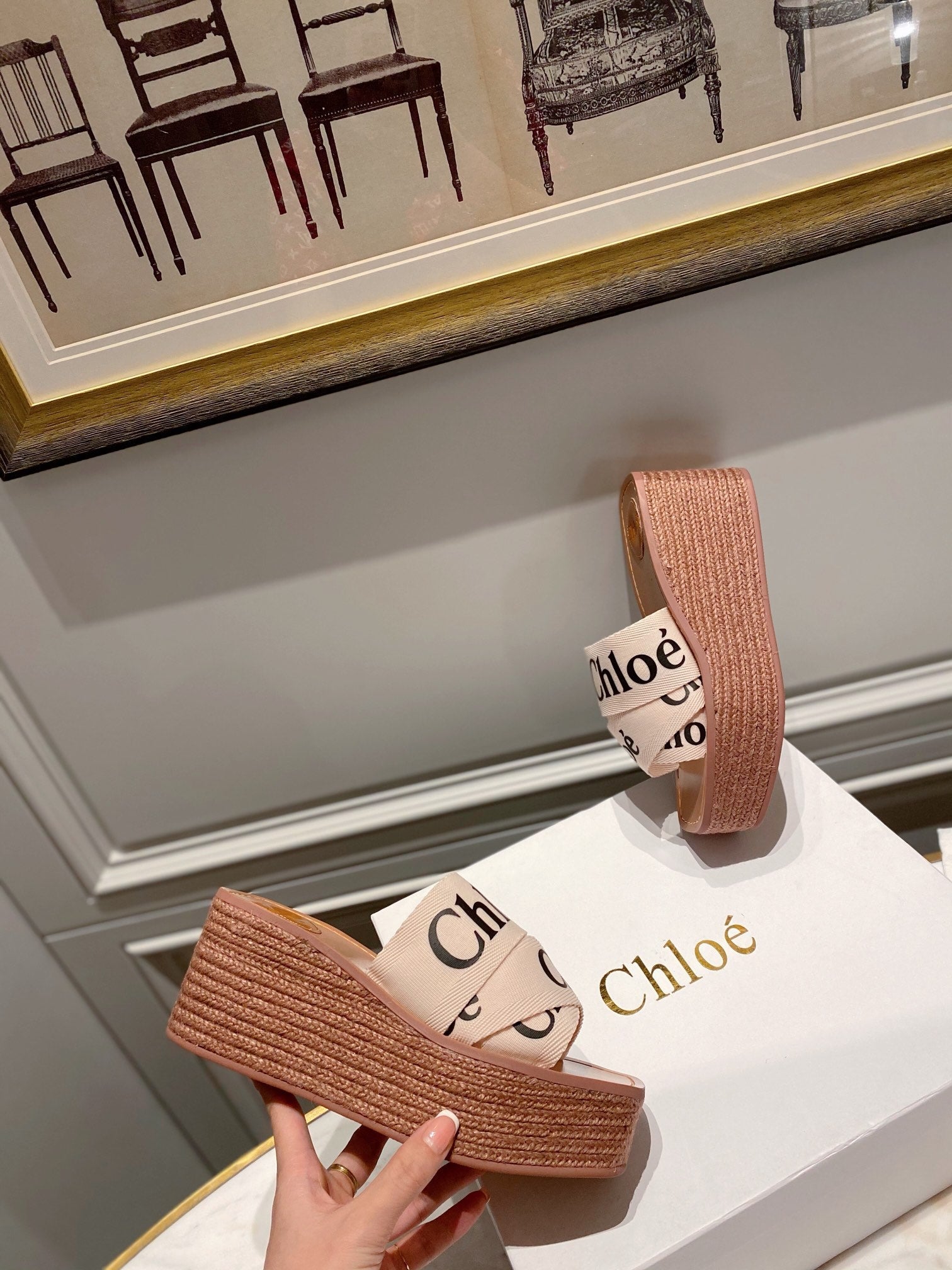 CHLOE WOODY WEDGE IN BEIGE DENIM WITH BLACK LOGO