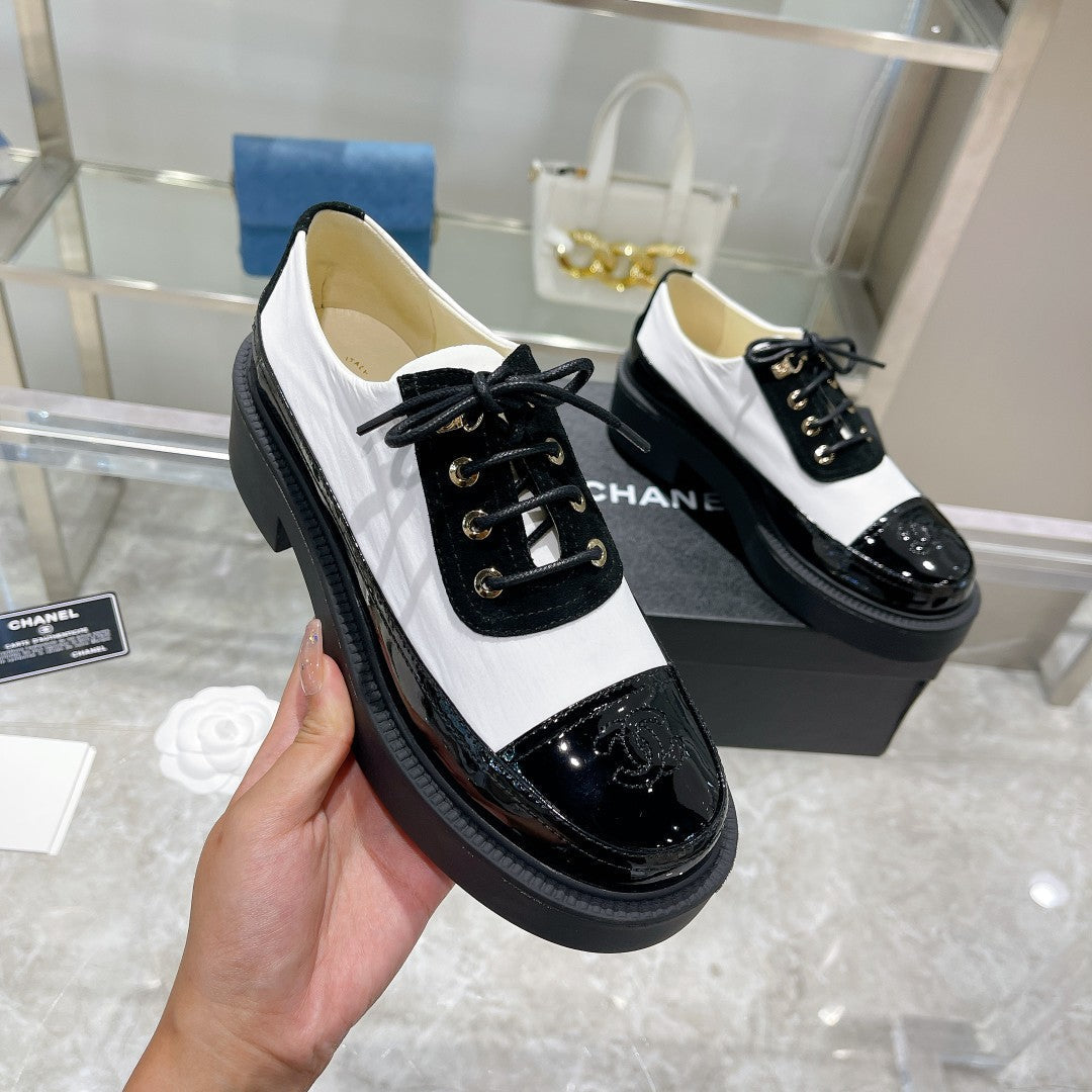 CC Sneaker 45mm Black White Wrinkled Lambskin And Cowhide