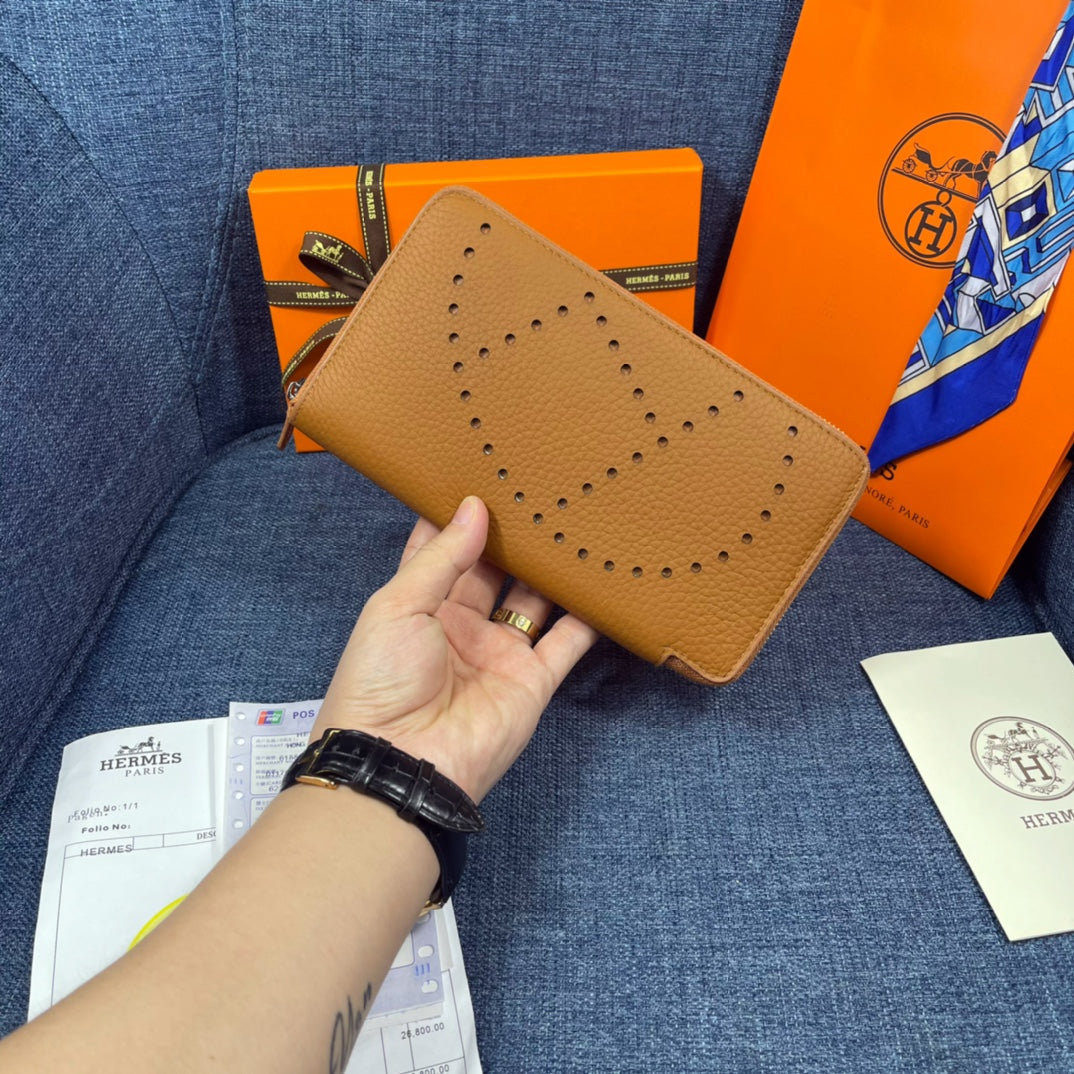 HM SILK'IN HOLED WALLET 19 BRONZE GRAINED CALFSKIN