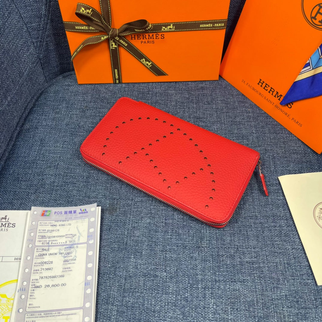 HM SILK'IN HOLED WALLET 19 RED GRAINED CALFSKIN