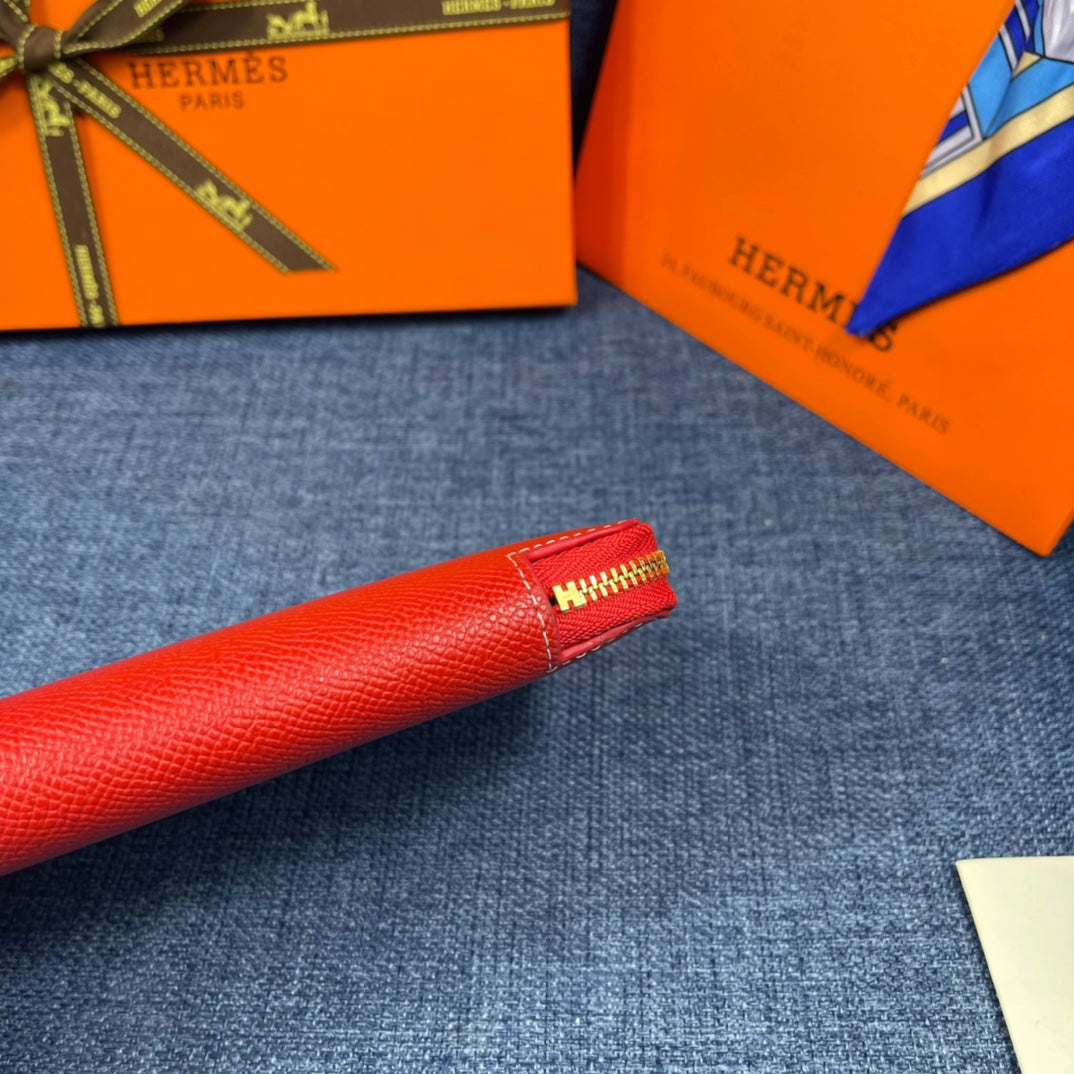 HM SILK'IN HOLED WALLET 19 RED CALFSKIN