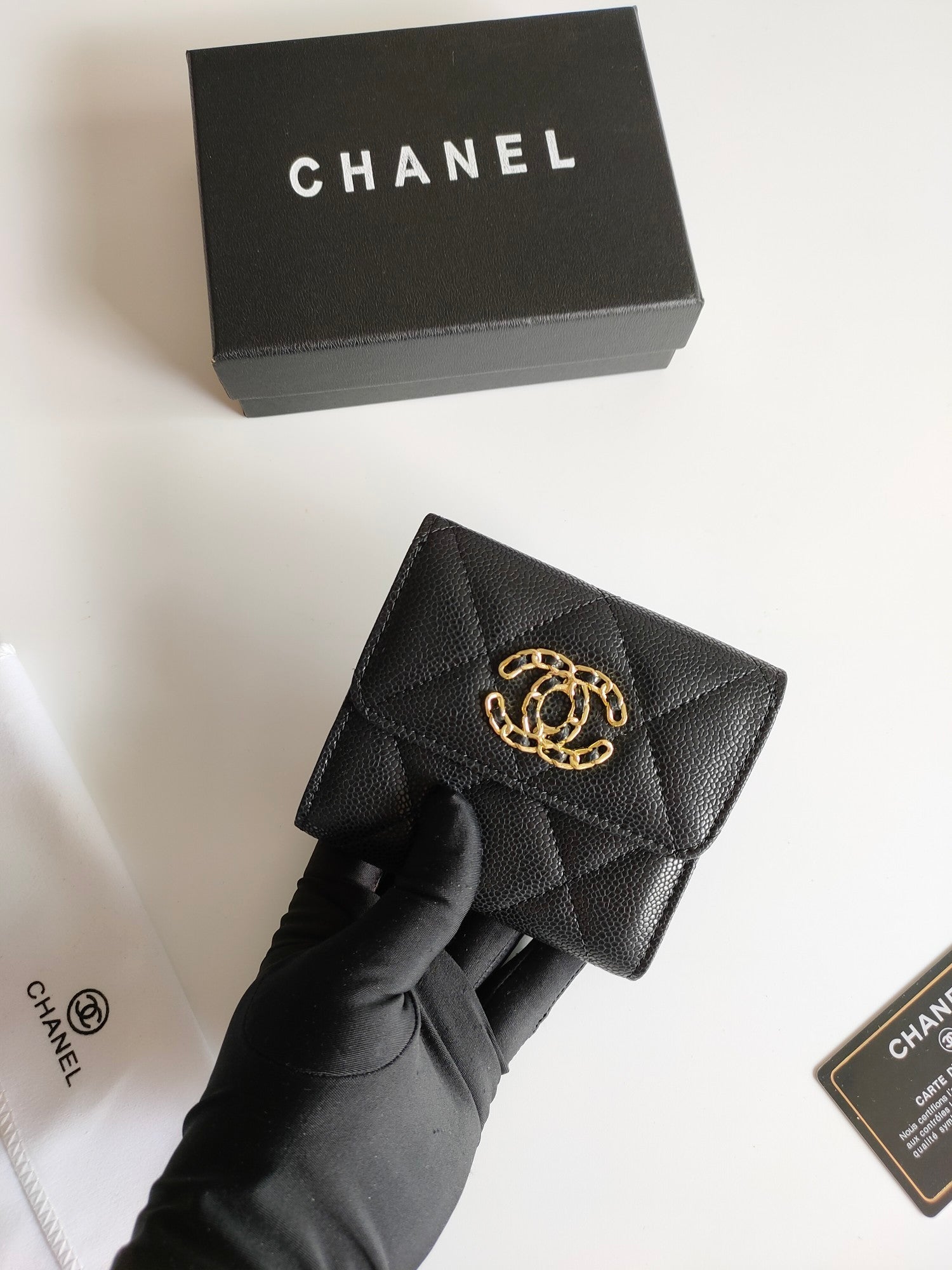 CC SQUARE PURSE 12 BLACK GRAINED CALFSKIN GOLD ICON