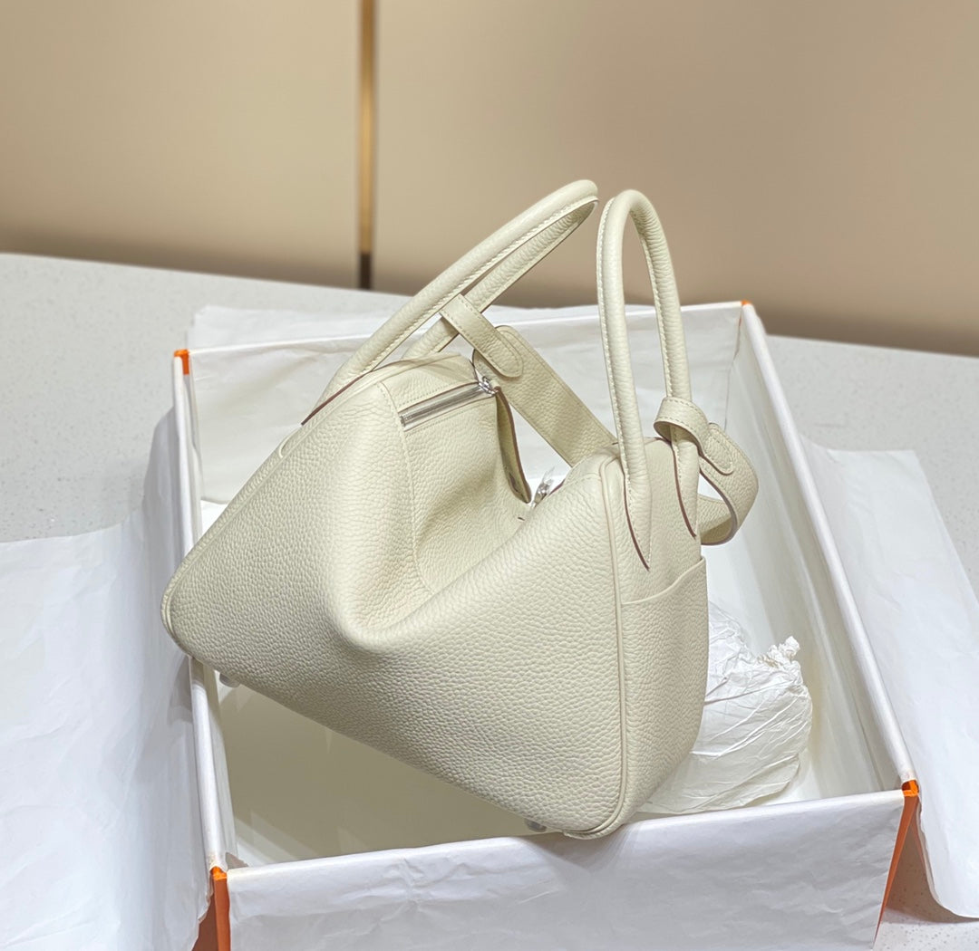 HM LINDY 26 BAG WHITE TAURILLON CLEMENCE LEATHER