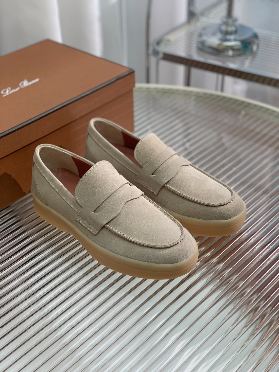 LP SUMMER WALK LOAFERS SAND SUEDE
