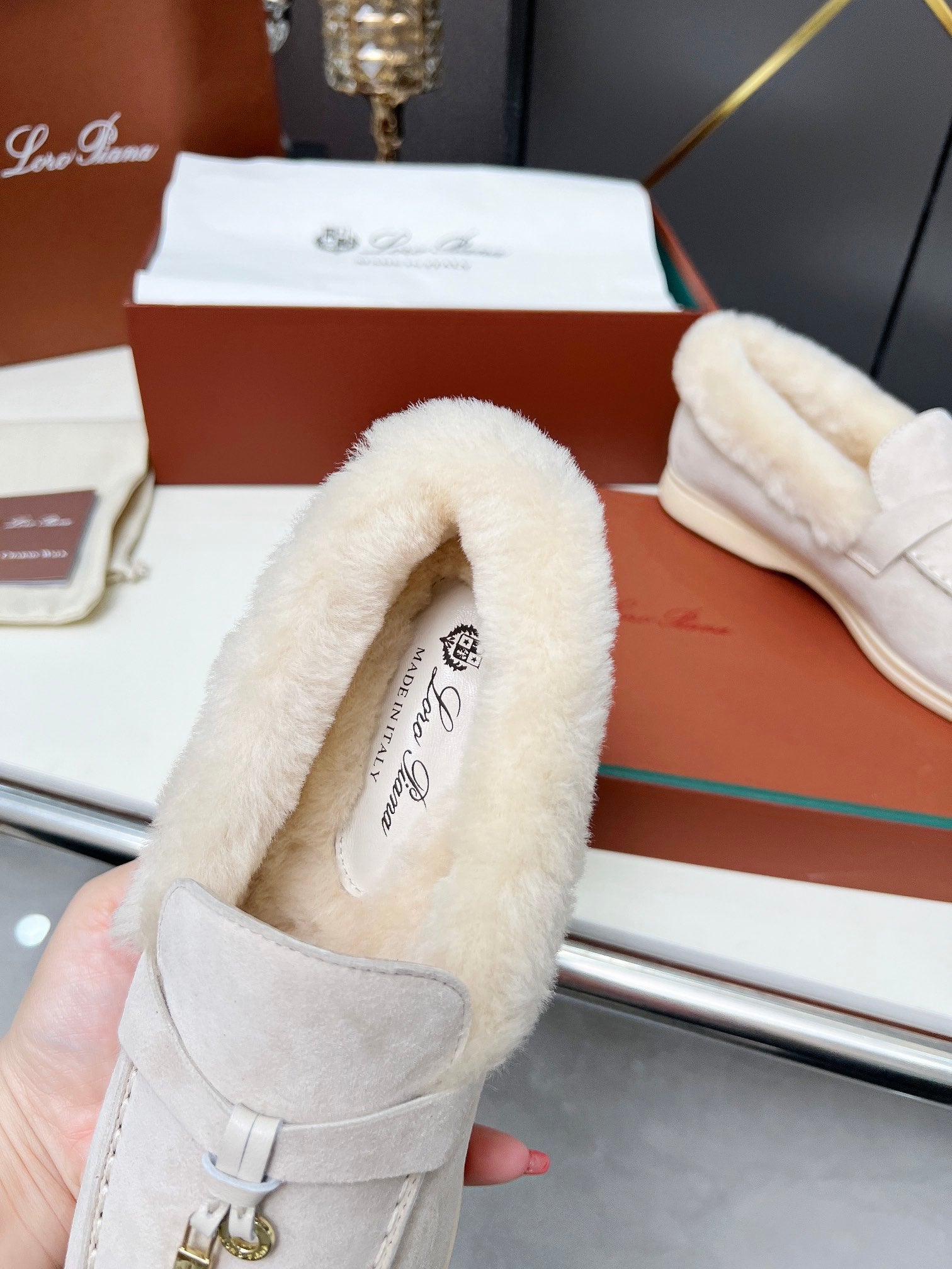 LP Summer Charm Walk Loafer Cream Suede Lamb Fur