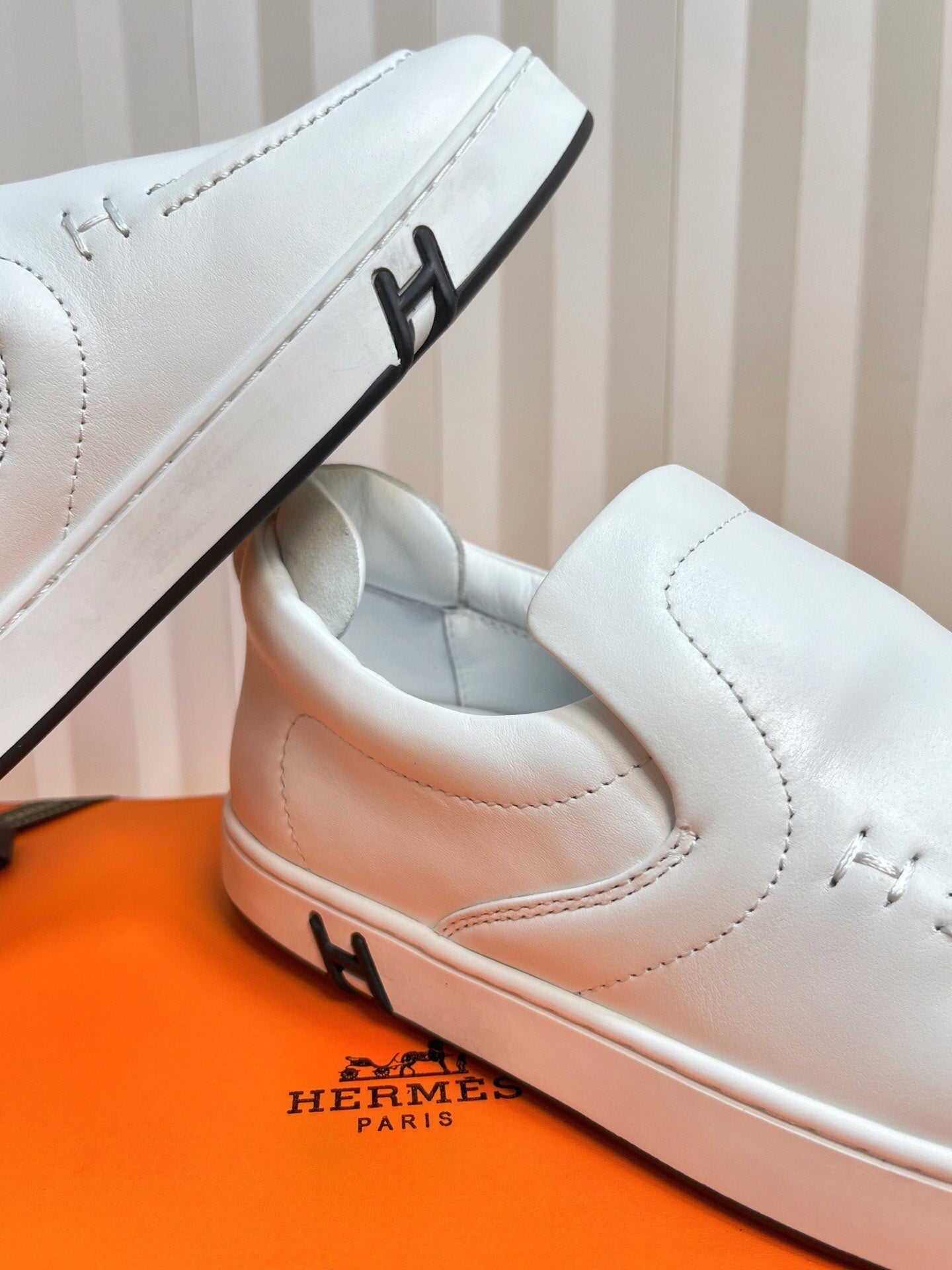 HM British Retro Loafers White Suede 317076