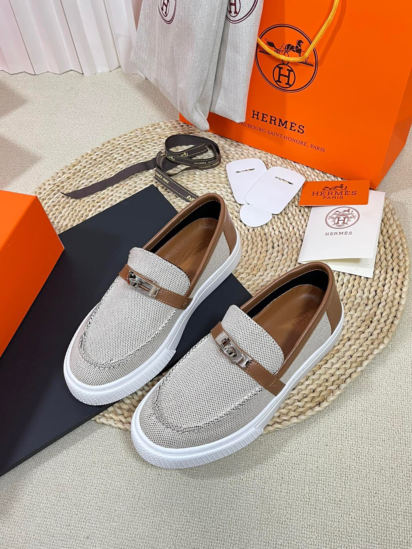 HM Buckle Casual Loafer Brown Cowhide Cloth 317045