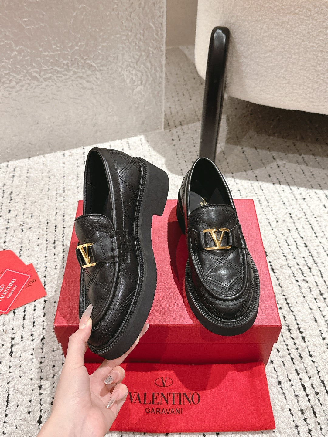 VT Vlogo Loafer Black Cowhide