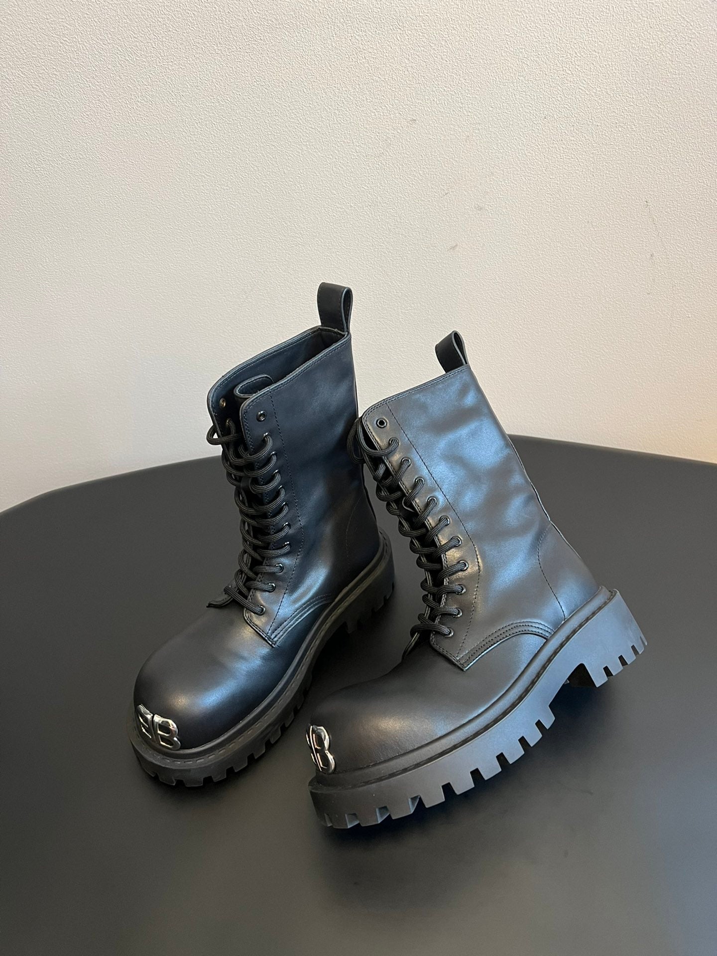 Balenciaga 25ss Martin boots double B buckle black calfskin