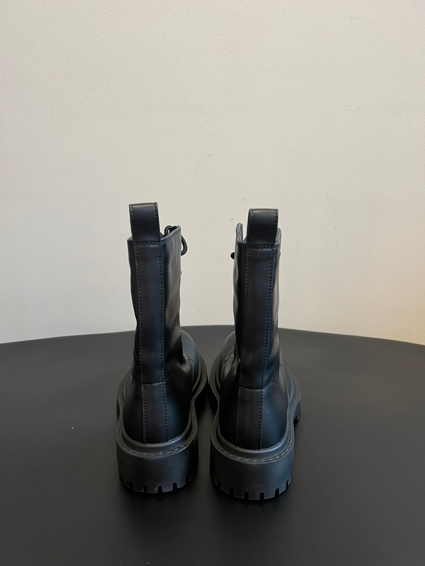 Balenciaga 25ss Martin boots double B buckle black calfskin