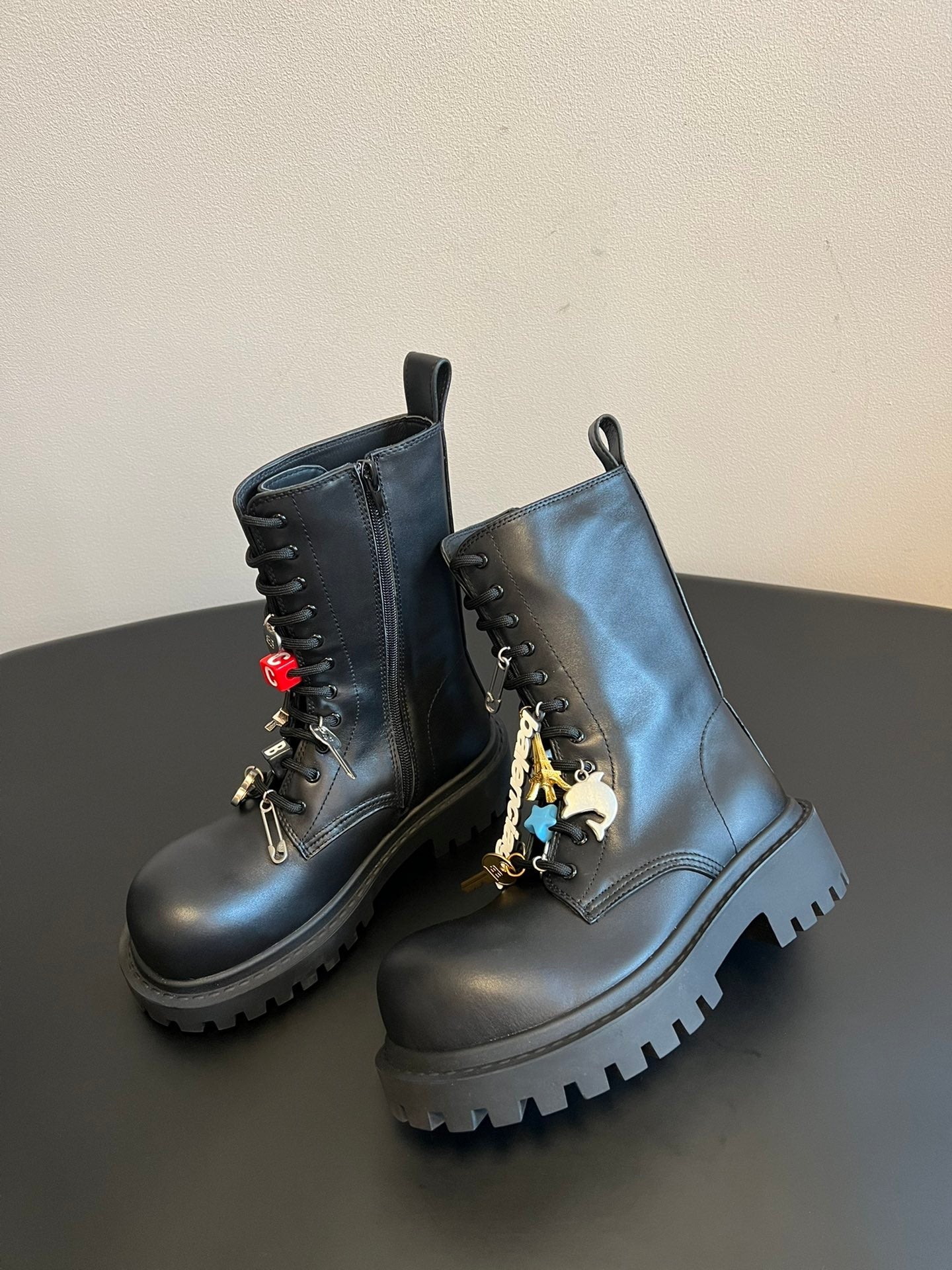 Balenciaga 25ss Martin boots black calfskin 467710