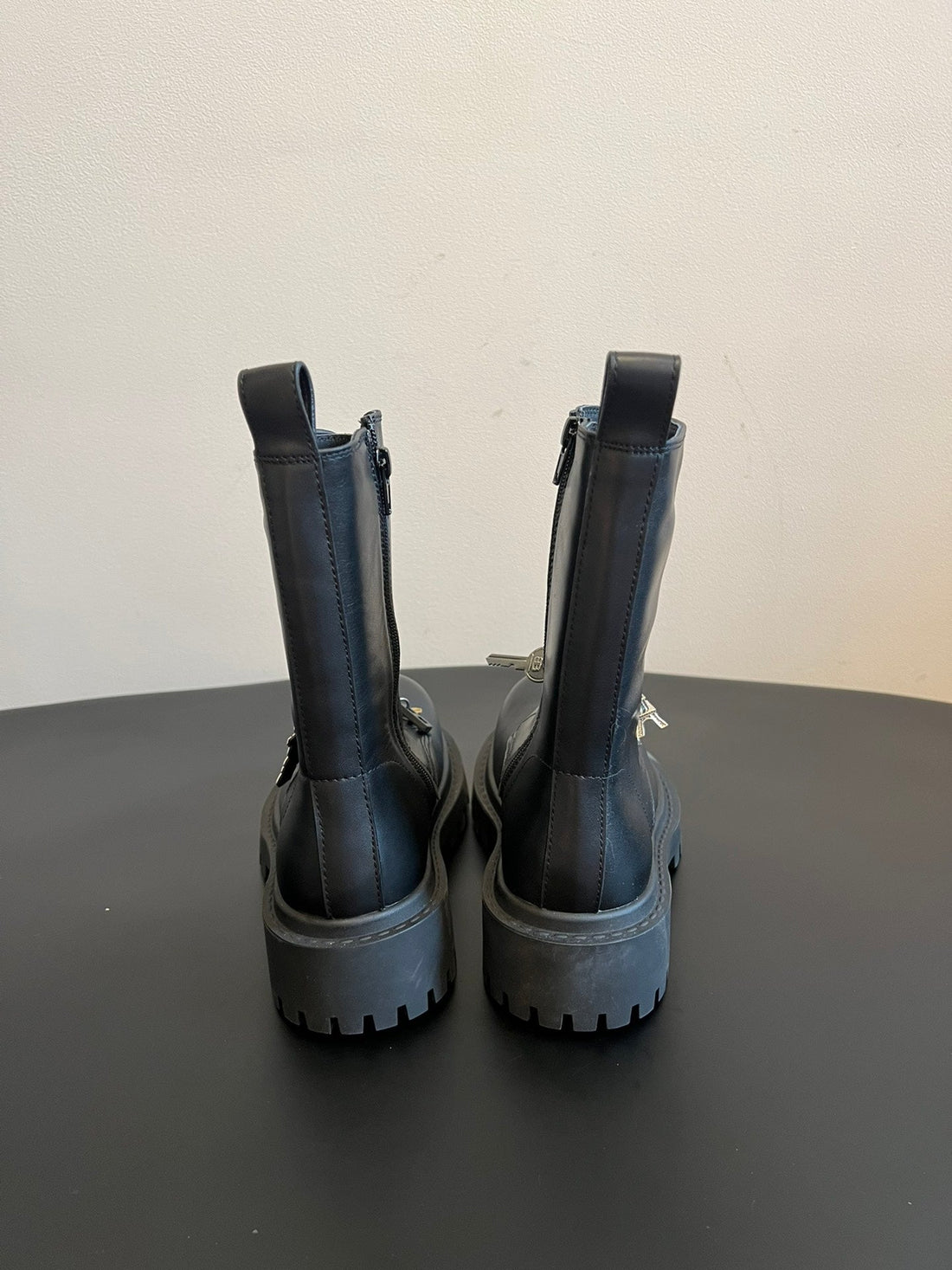 Balenciaga 25ss Martin boots black calfskin 467710