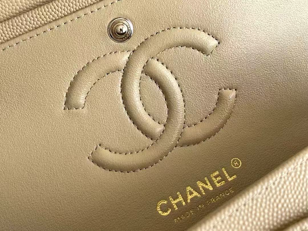 flap bag mini 23cm beige caviar gold hardware