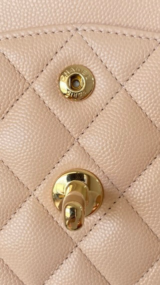 CC classic flap bag 23 pink beige caviar lamskin