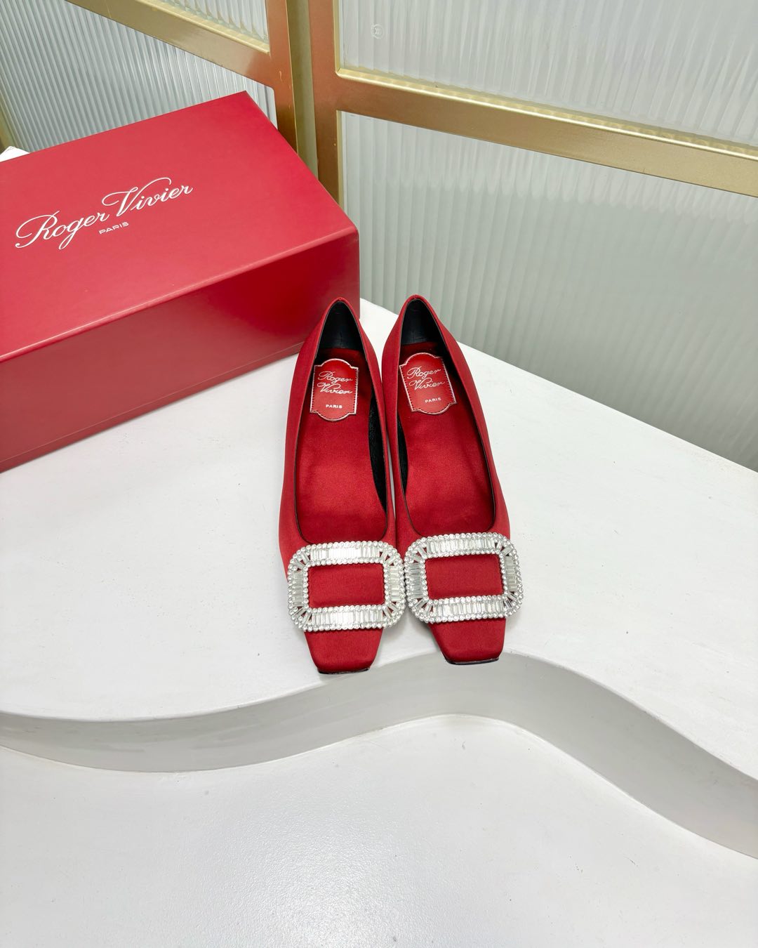 Belle Viv Satin Diamond Buckle Silk Fabric 188938