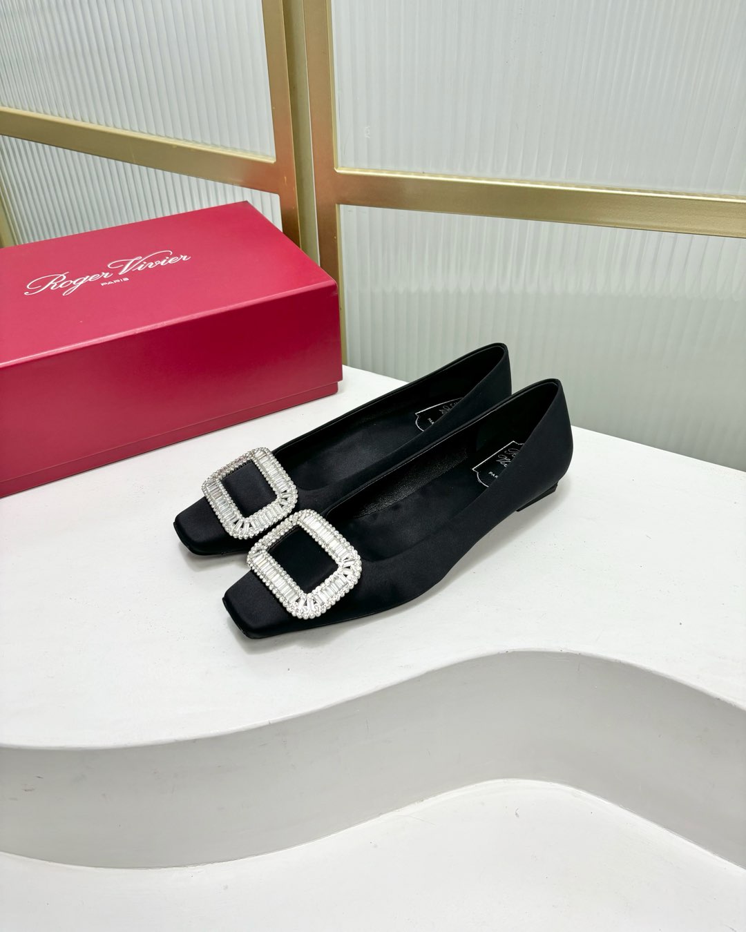 Belle Viv Satin Diamond Buckle Silk Fabric 188938