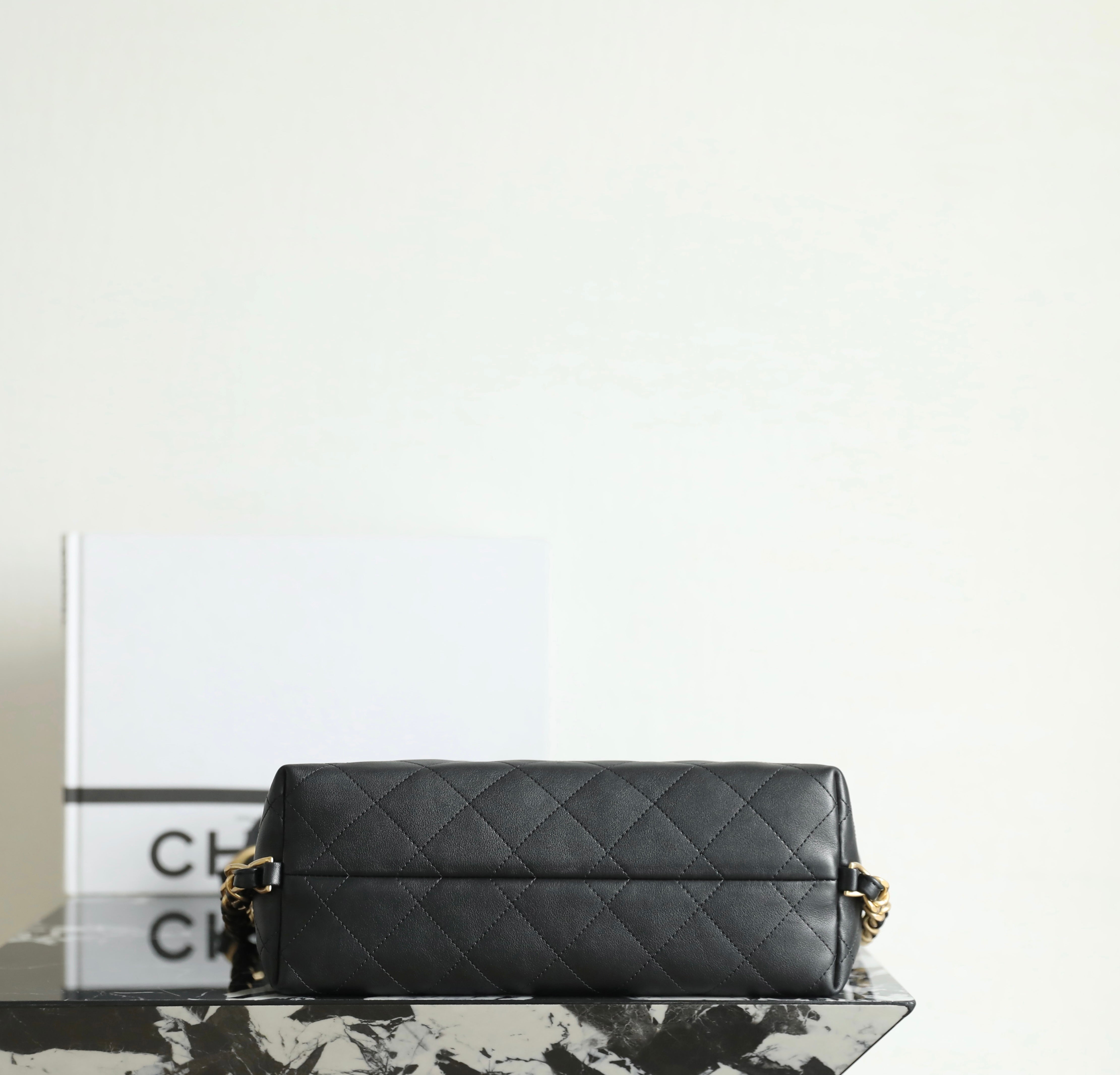 Chanel π§ππ»π Backpack π¬πΊπ Large Black Calfskin