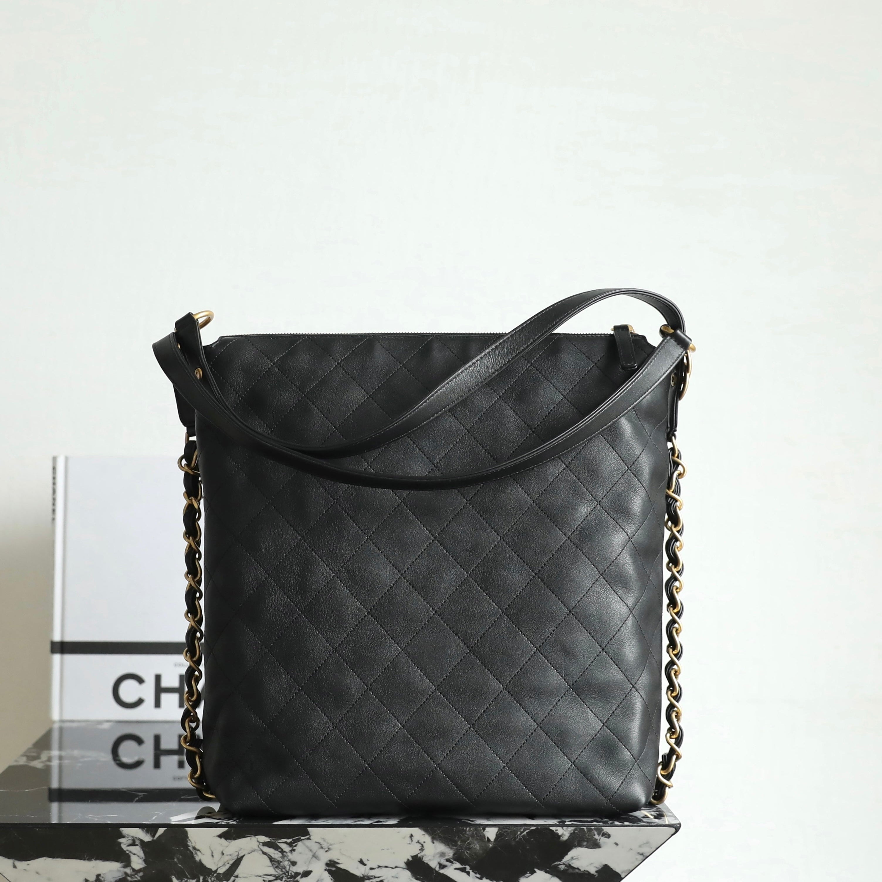 Chanel π§ππ»π Backpack π¬πΊπ Large Black Calfskin