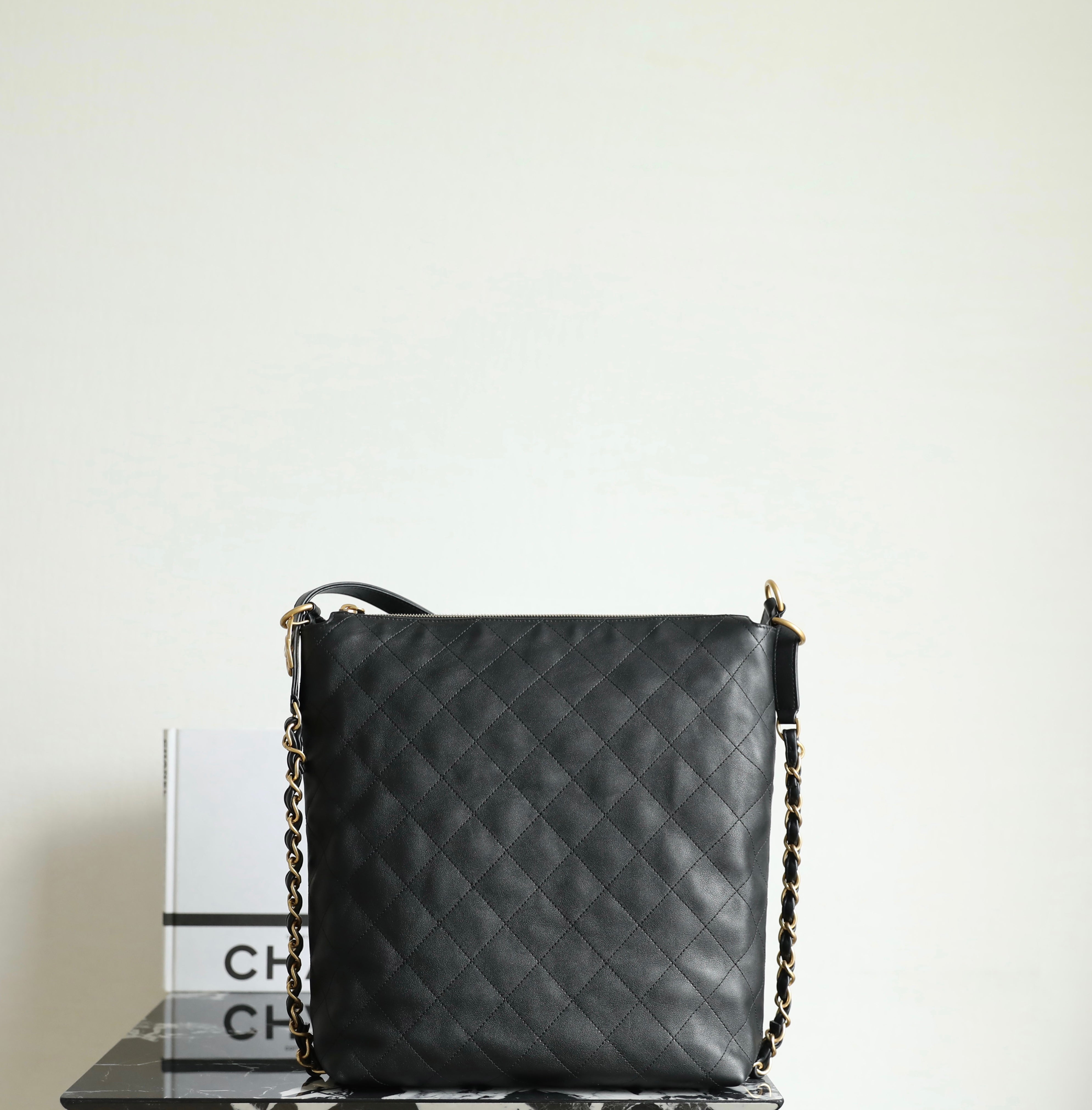 Chanel π§ππ»π Backpack π¬πΊπ Large Black Calfskin