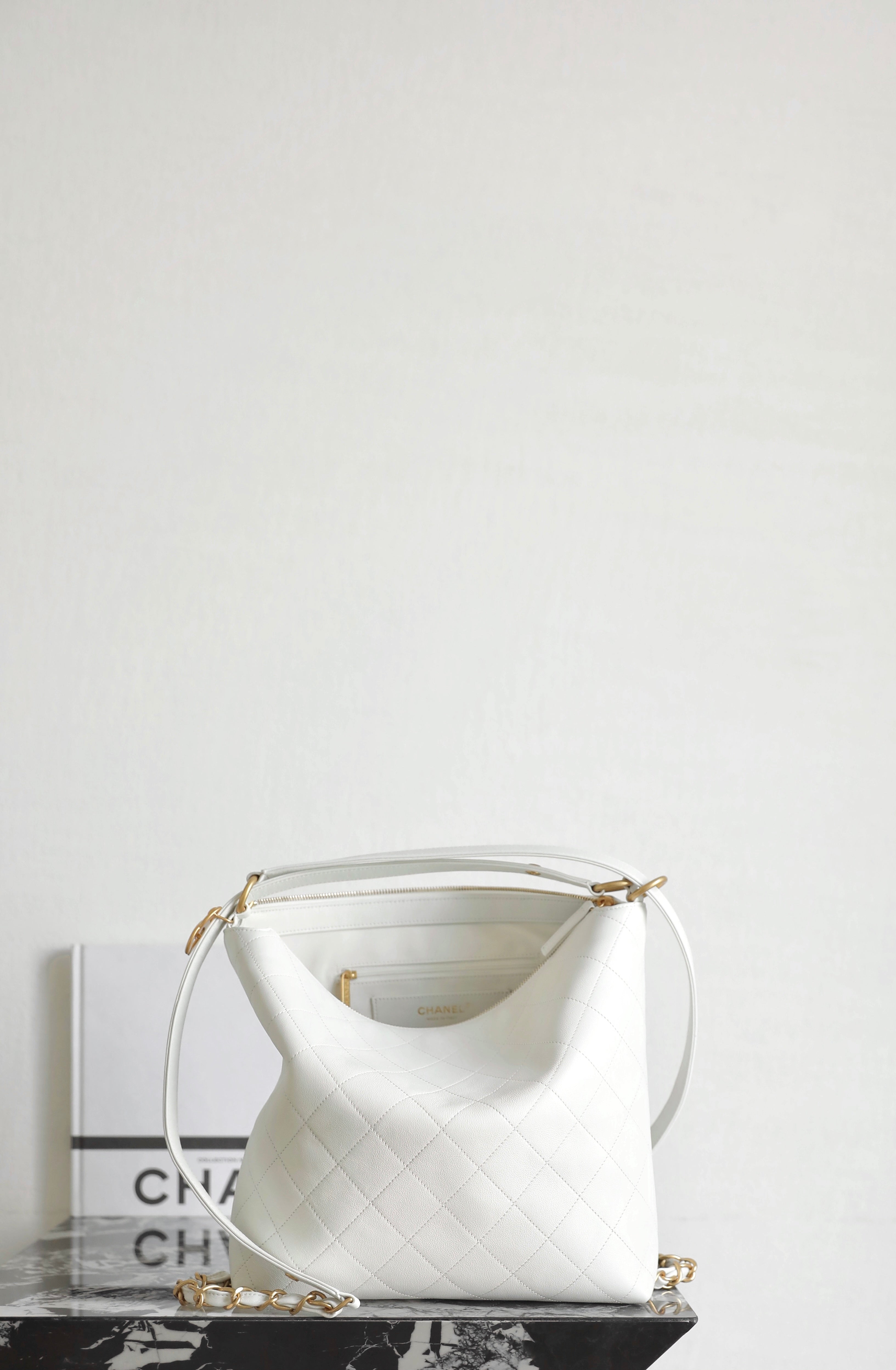 Chanel 25s π§ππ»π medium backpack  white calfskin 340203