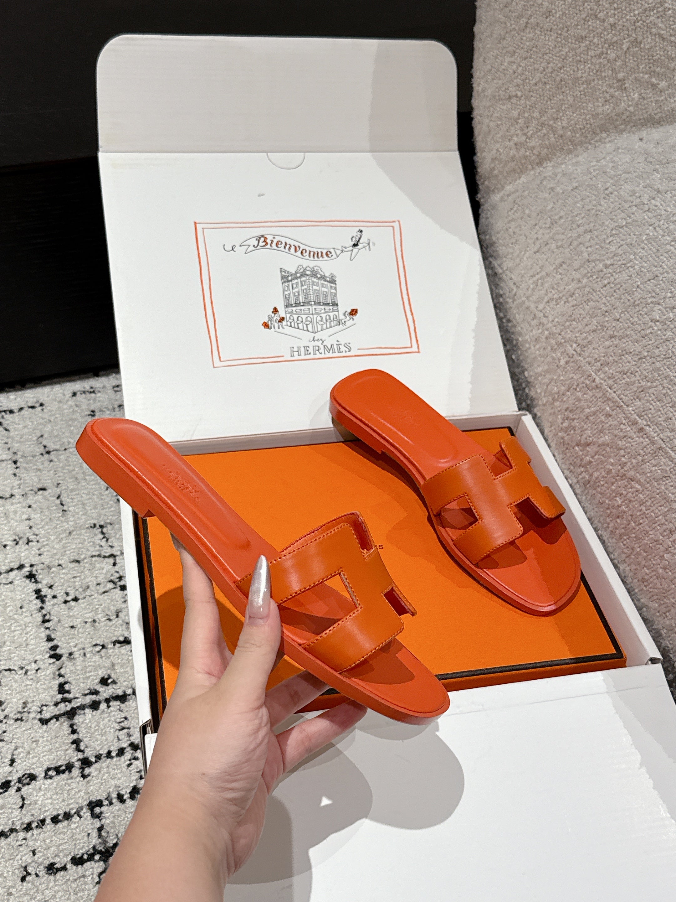 HM 25 Oran Sandal Orange Calfskin