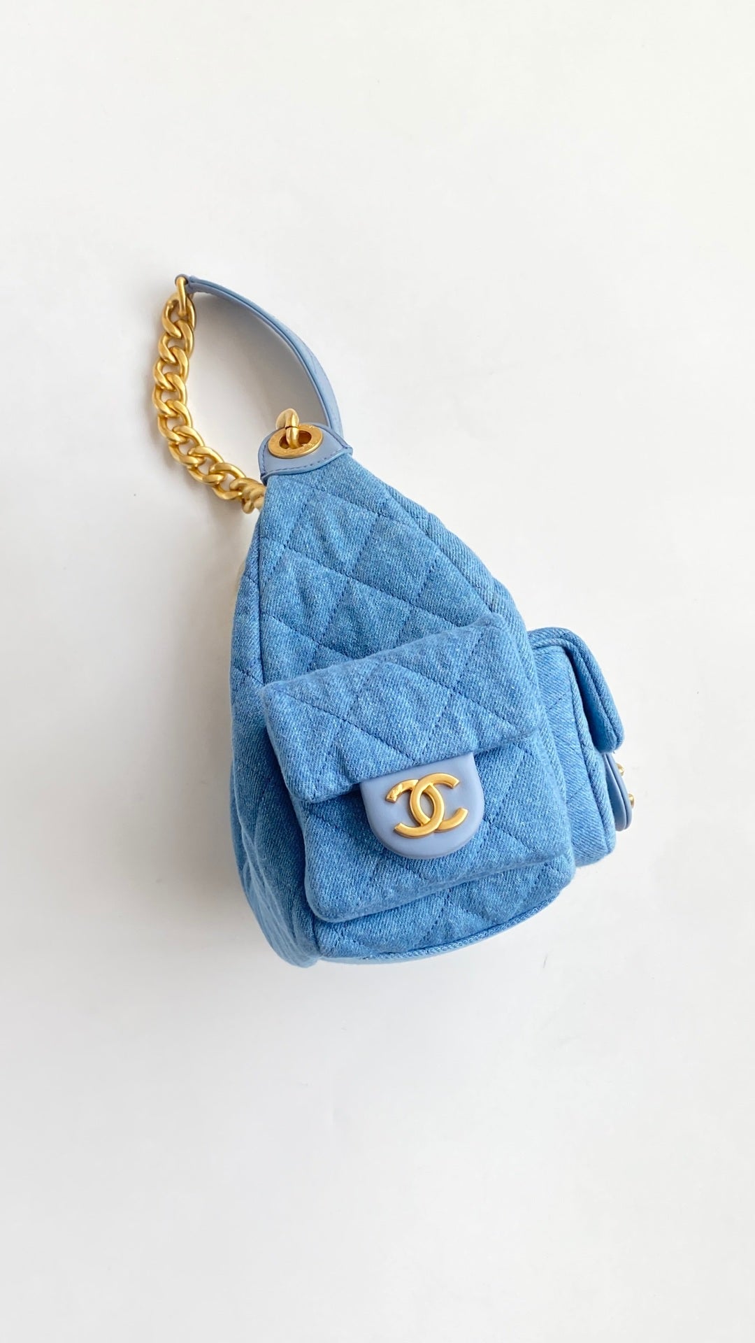 CC Multi-Pocket HOBO bag 31 light blue denim
