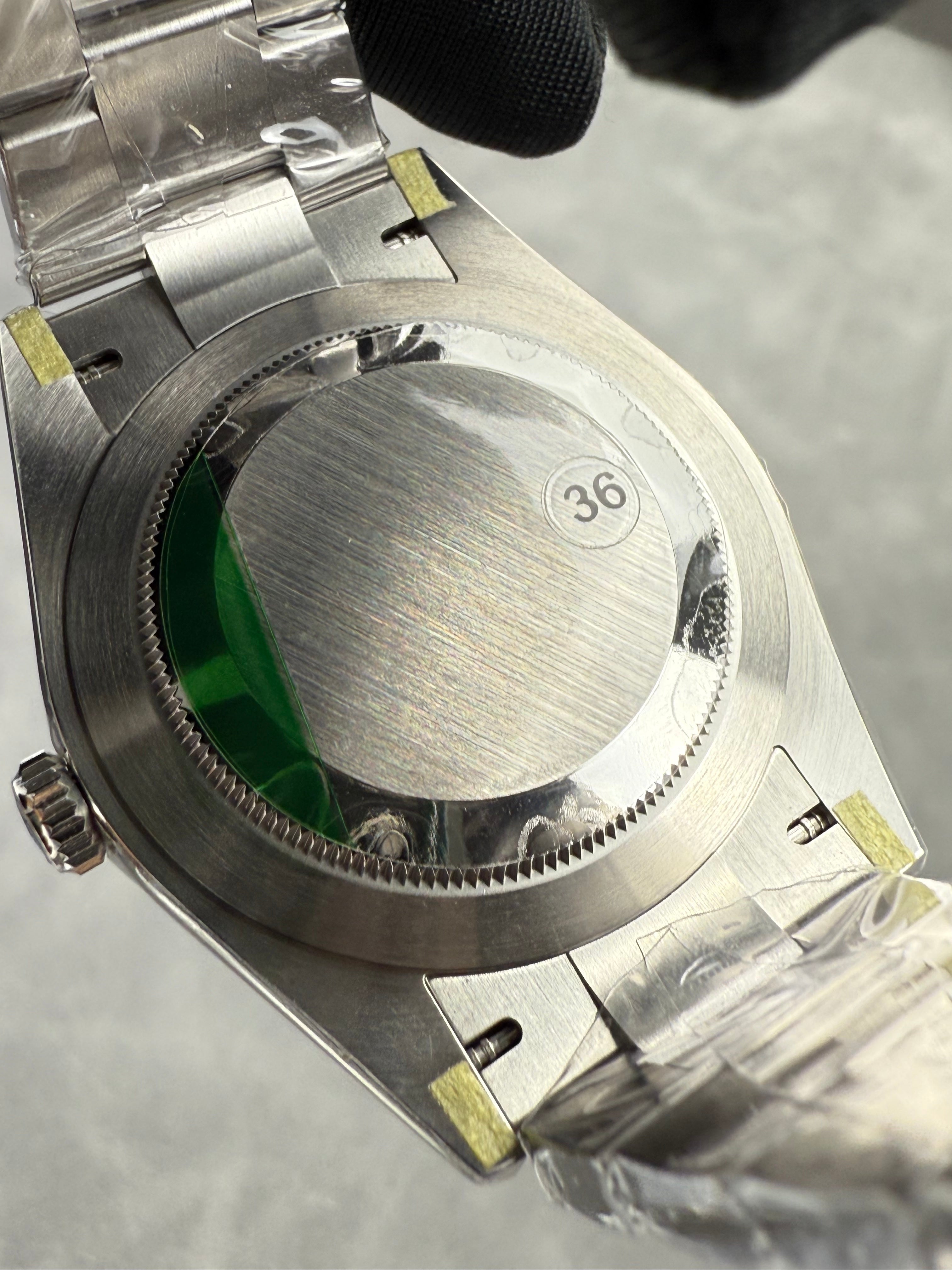 ROLEX OYSTER PERPETUAL 41MM SILVER GREEN