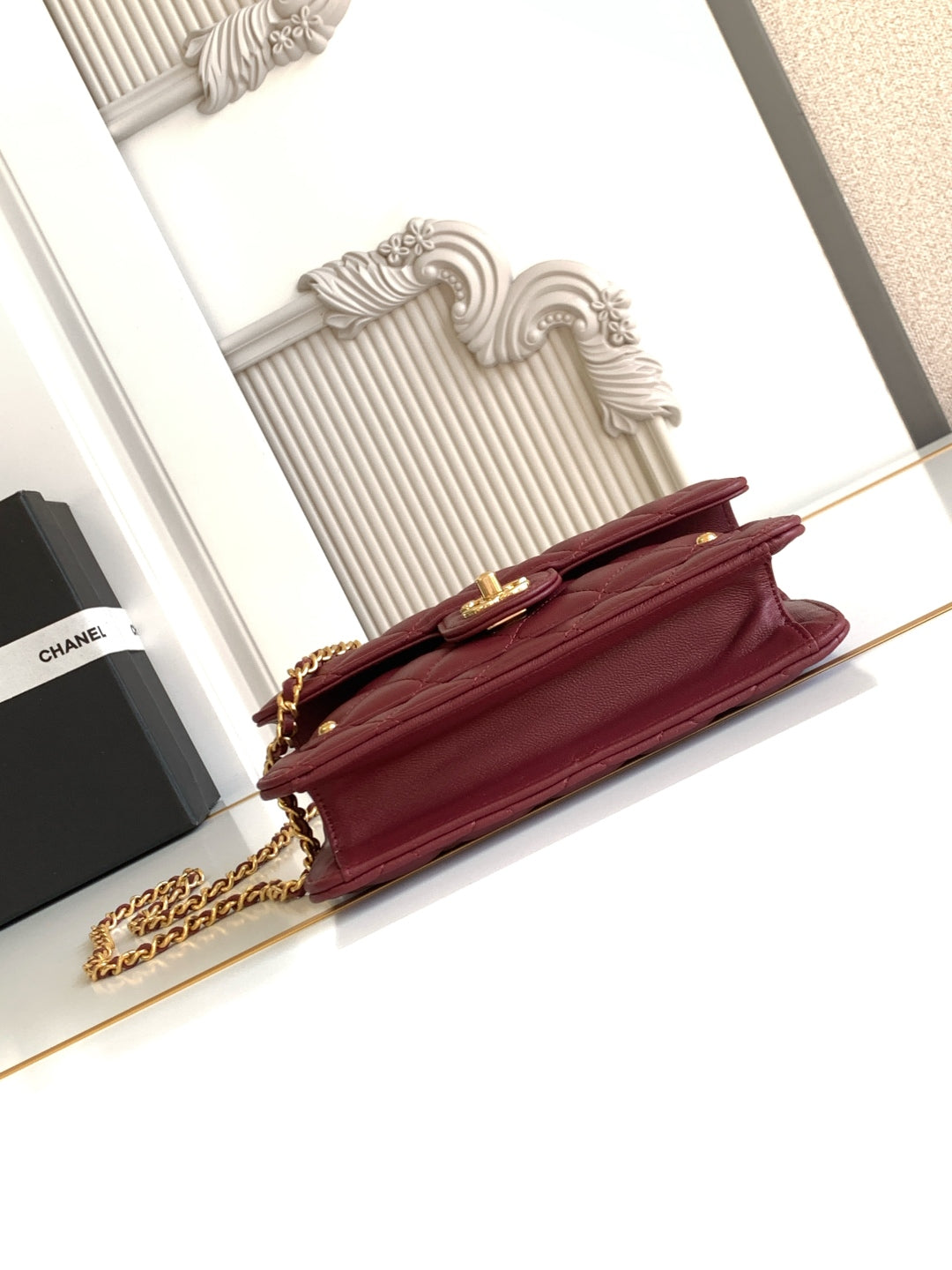 CC Handle Bag 19 Double C Burgundy Lambskin Gold Hardware