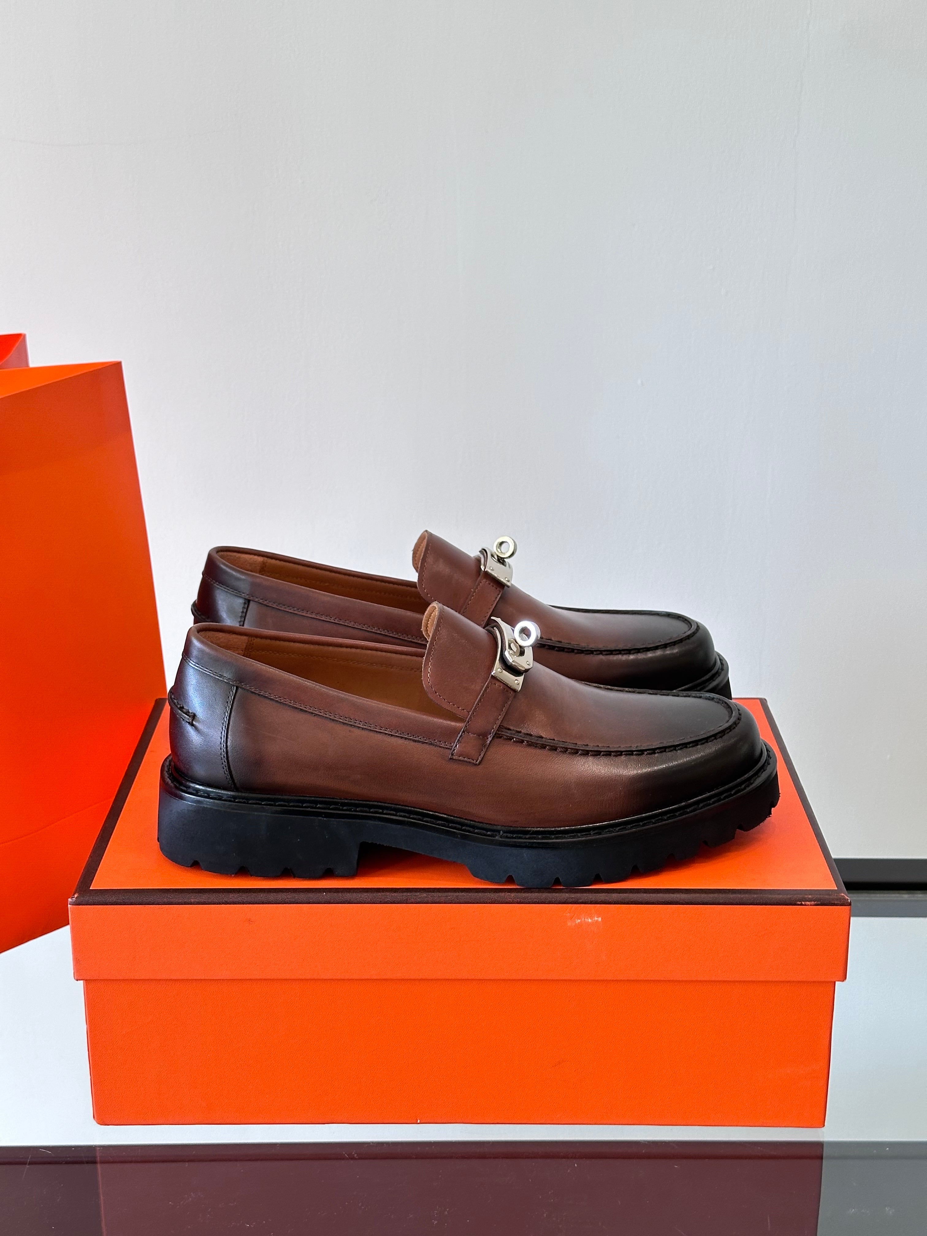 HM Men's Icone Loafer Black Brown Cowhide