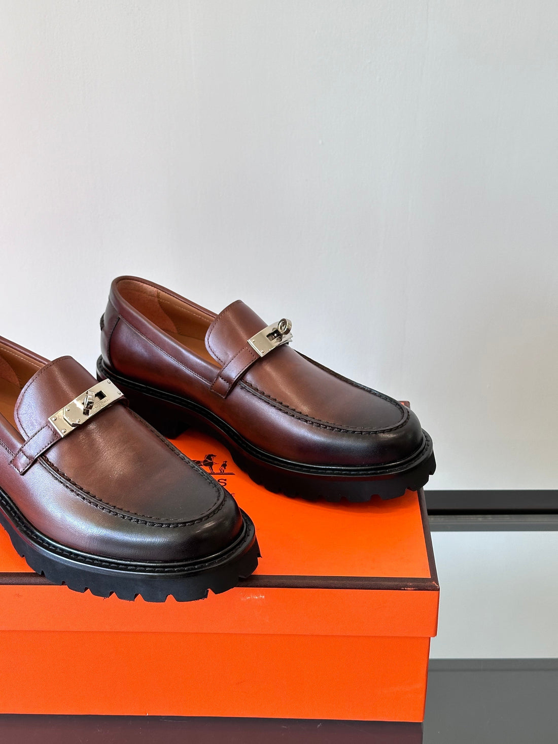 HM Men's Icone Loafer Black Brown Cowhide