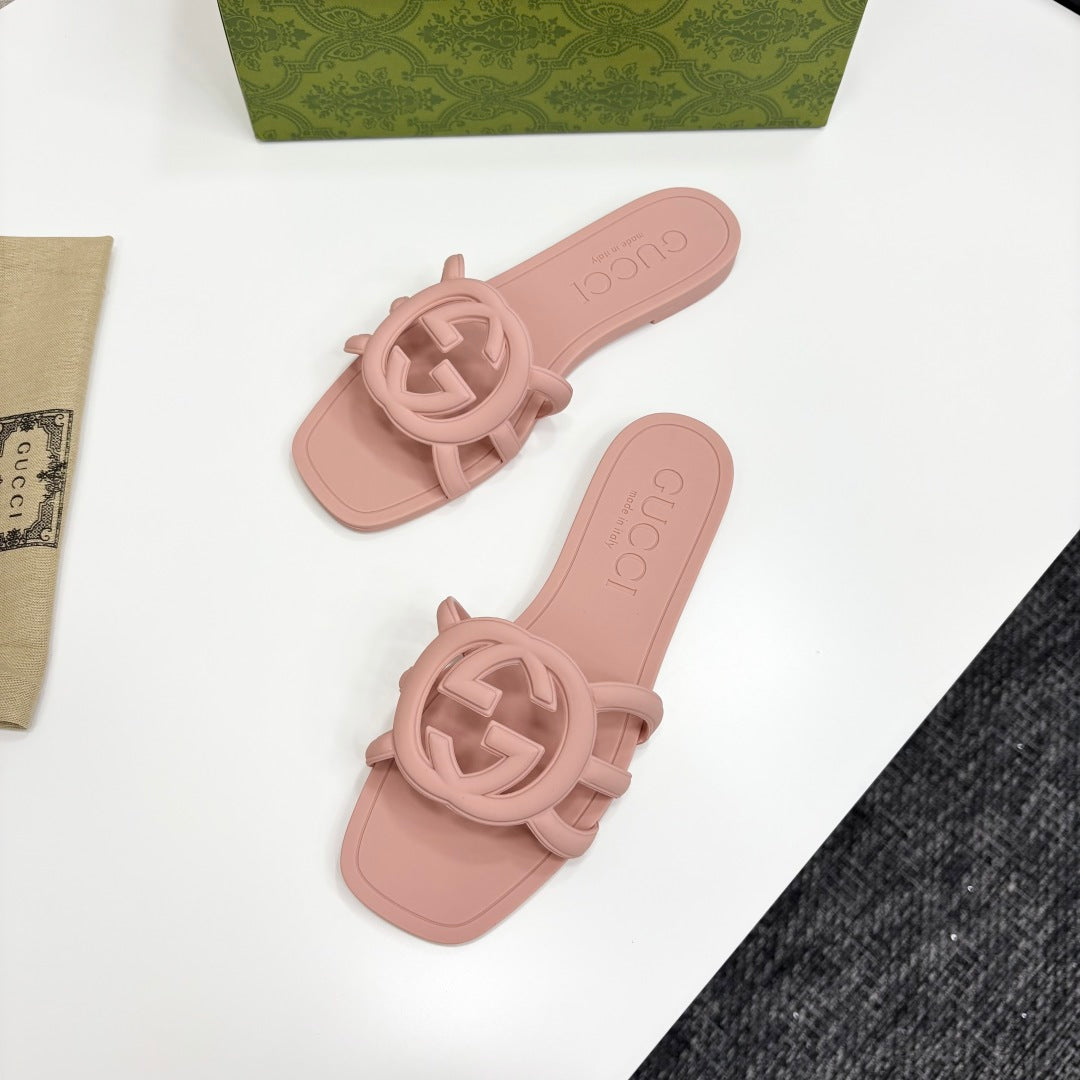 GC Interlocking G Slide Sandal Light Beige Rubber 217154