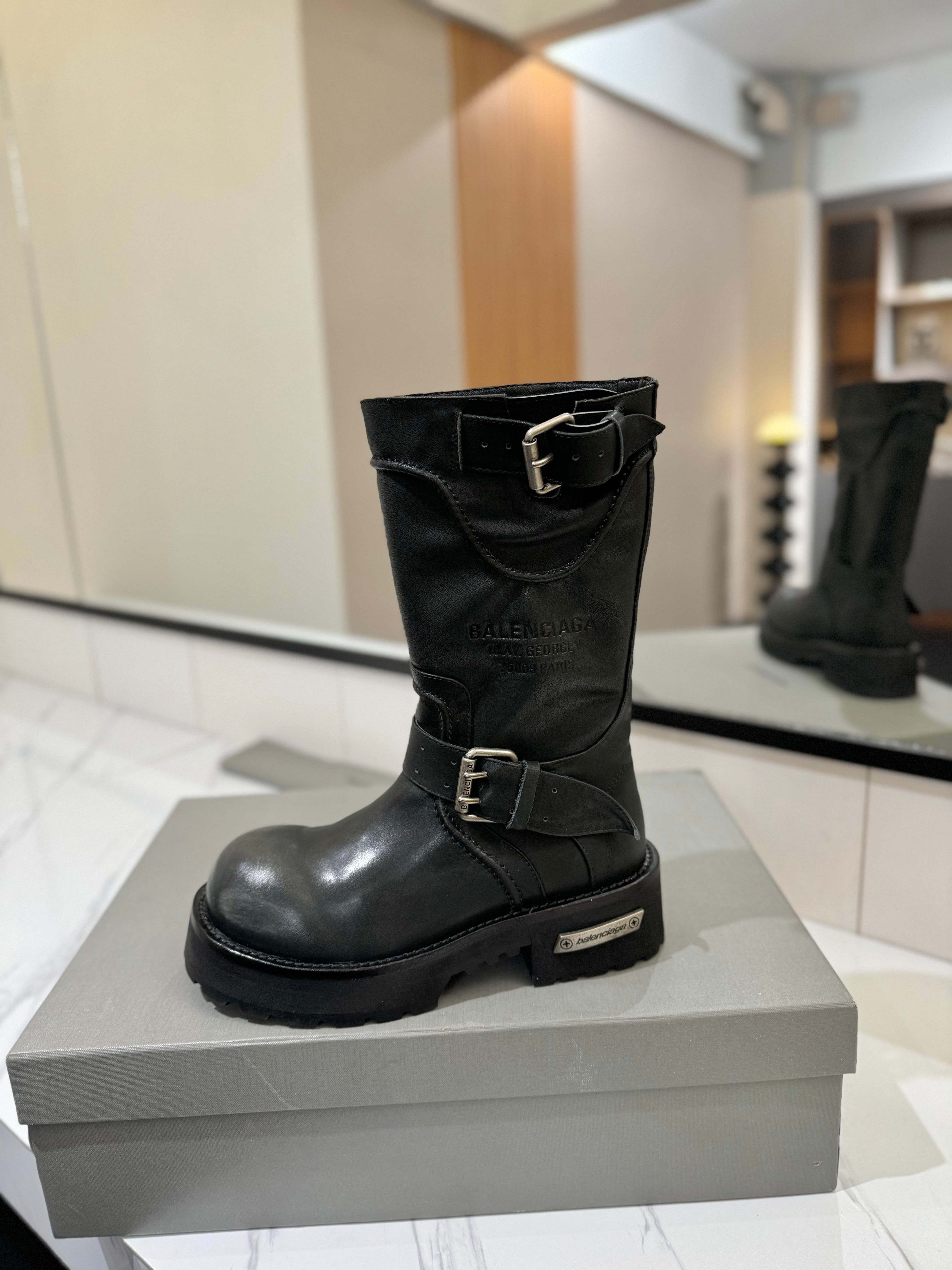 Balenciaga 25s buckled mid-calf boots black calfskin  467613