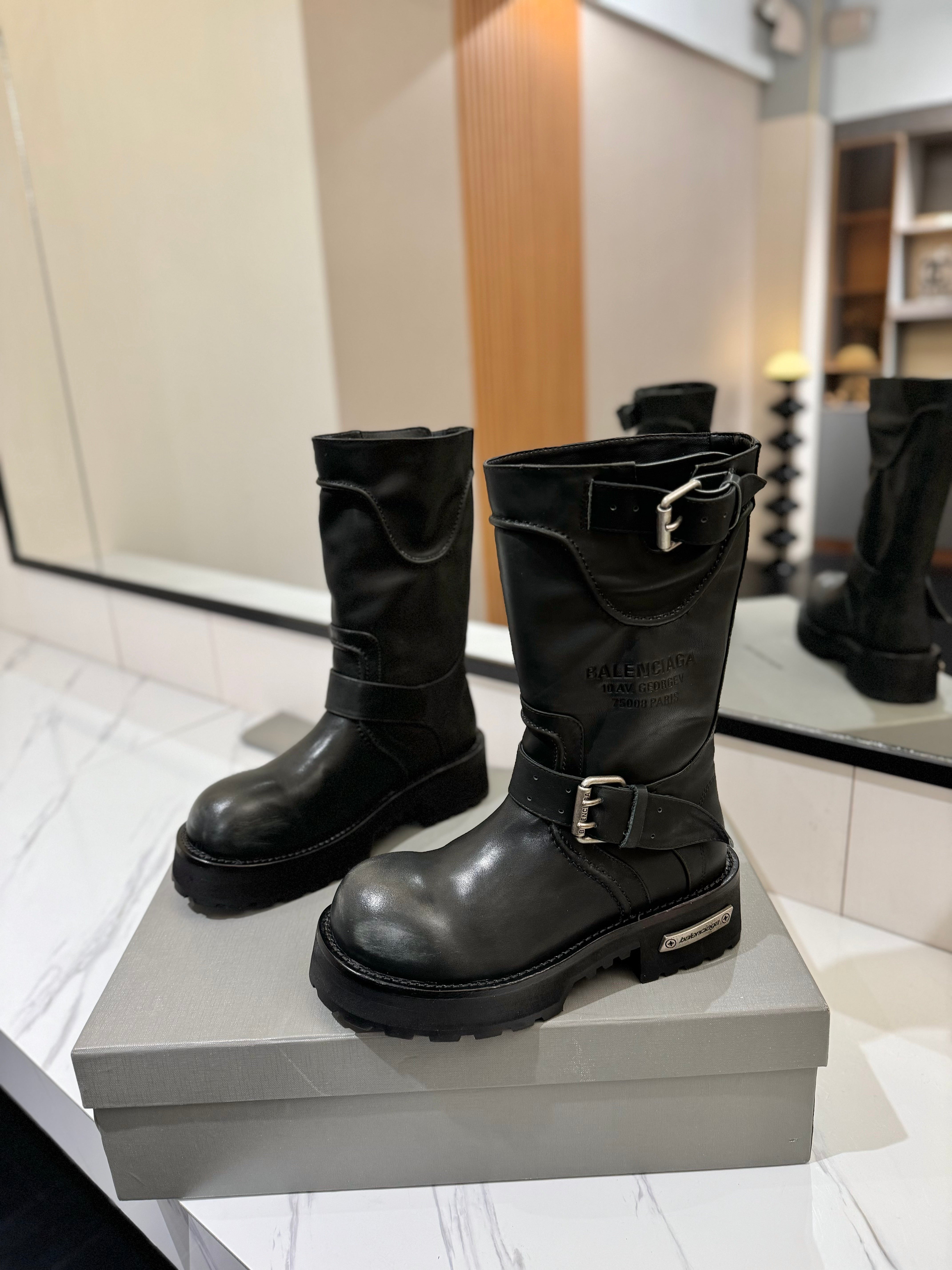 Balenciaga 25s buckled mid-calf boots black calfskin  467613