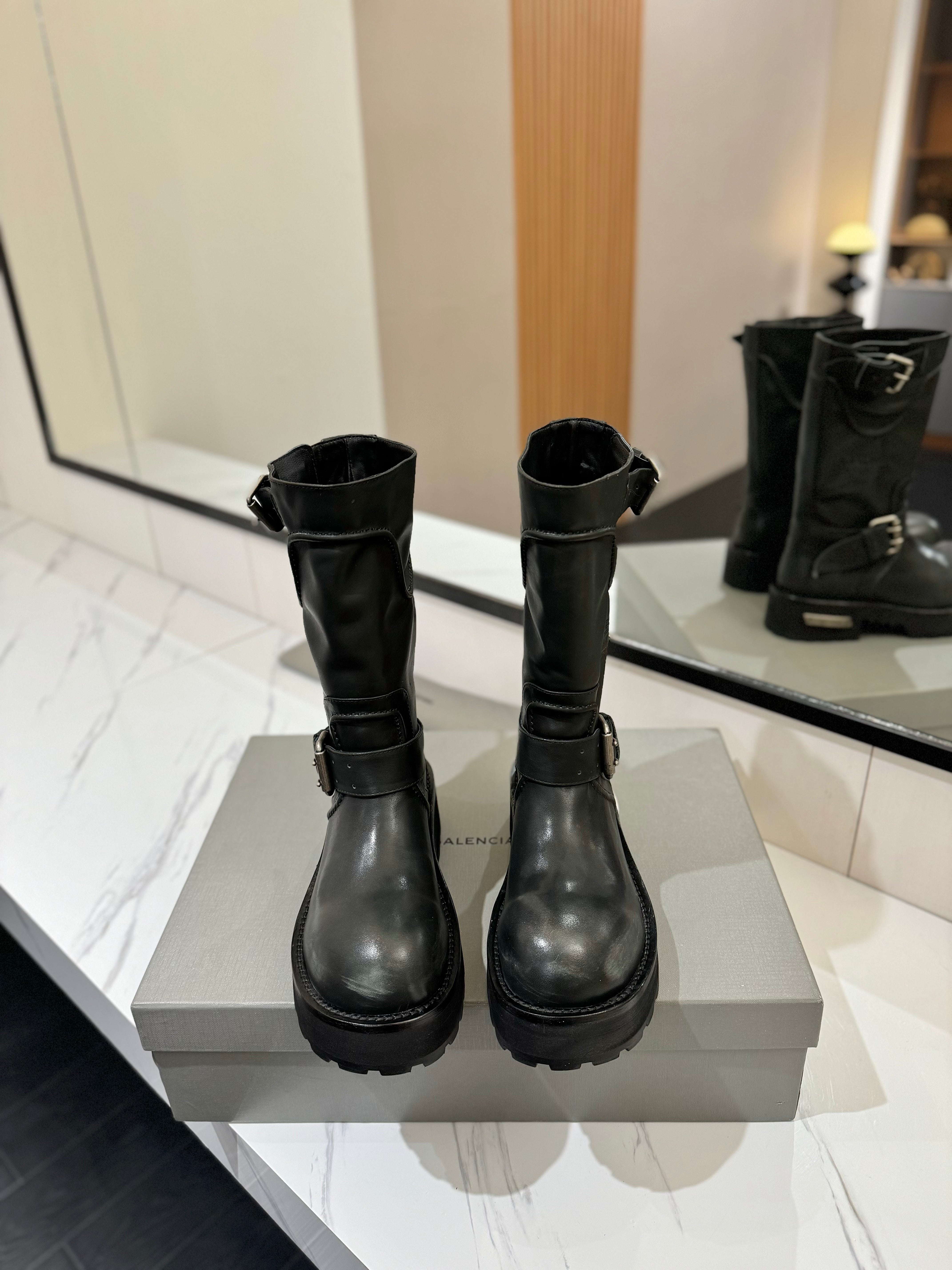 Balenciaga 25s buckled mid-calf boots black calfskin  467613
