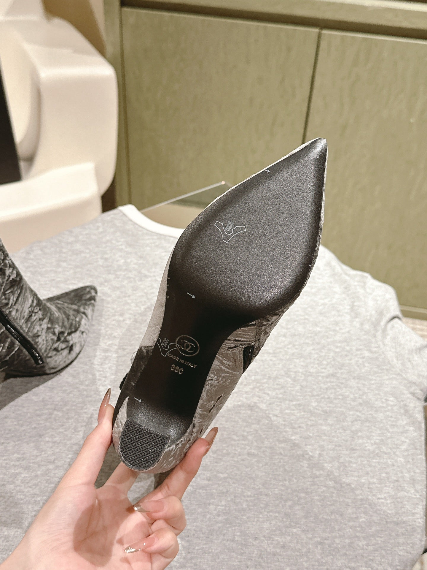 CC Ankle Boots 85mm Silver Rough Velvet Fabric
