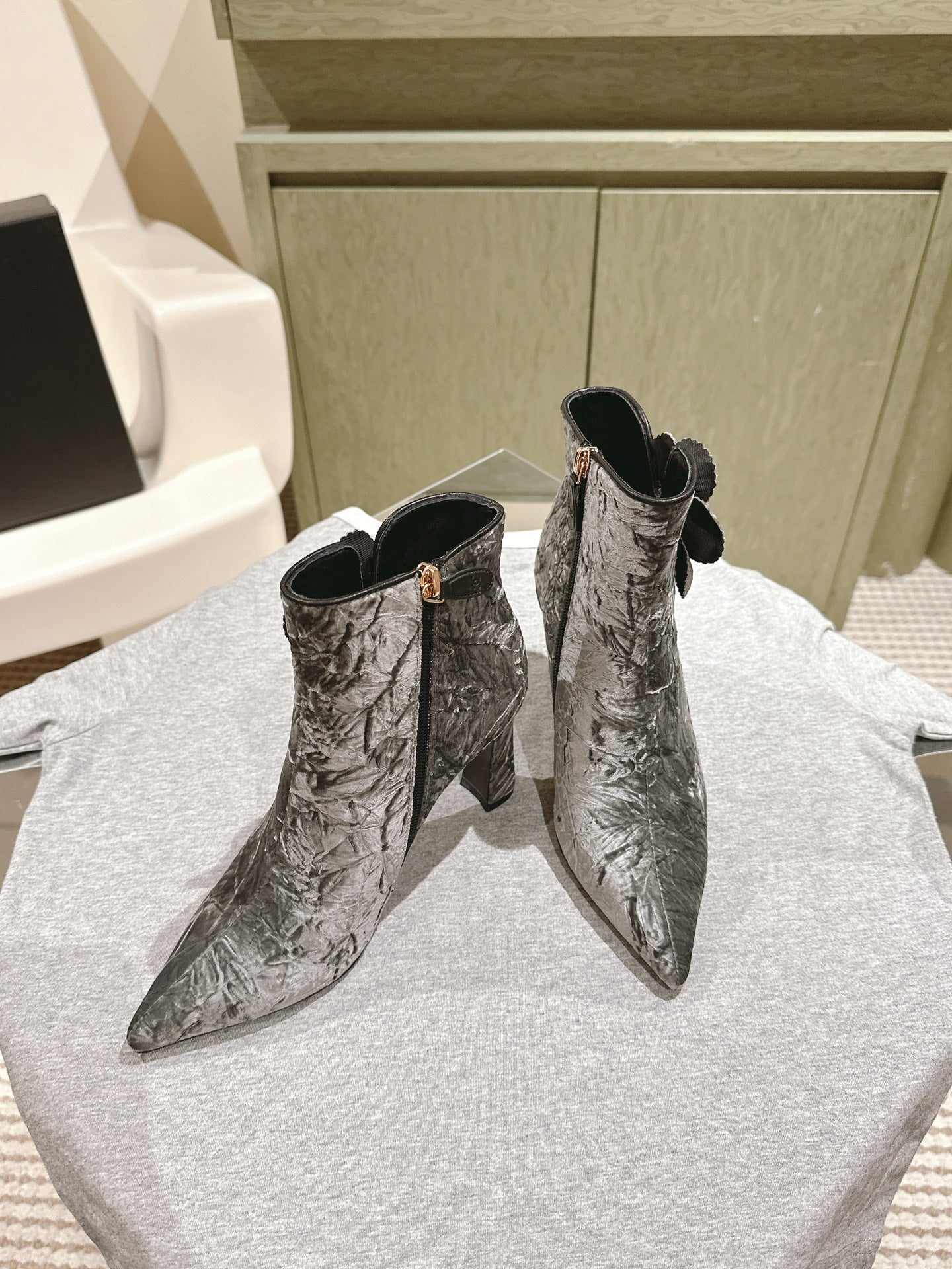 CC Ankle Boots 85mm Silver Rough Velvet Fabric
