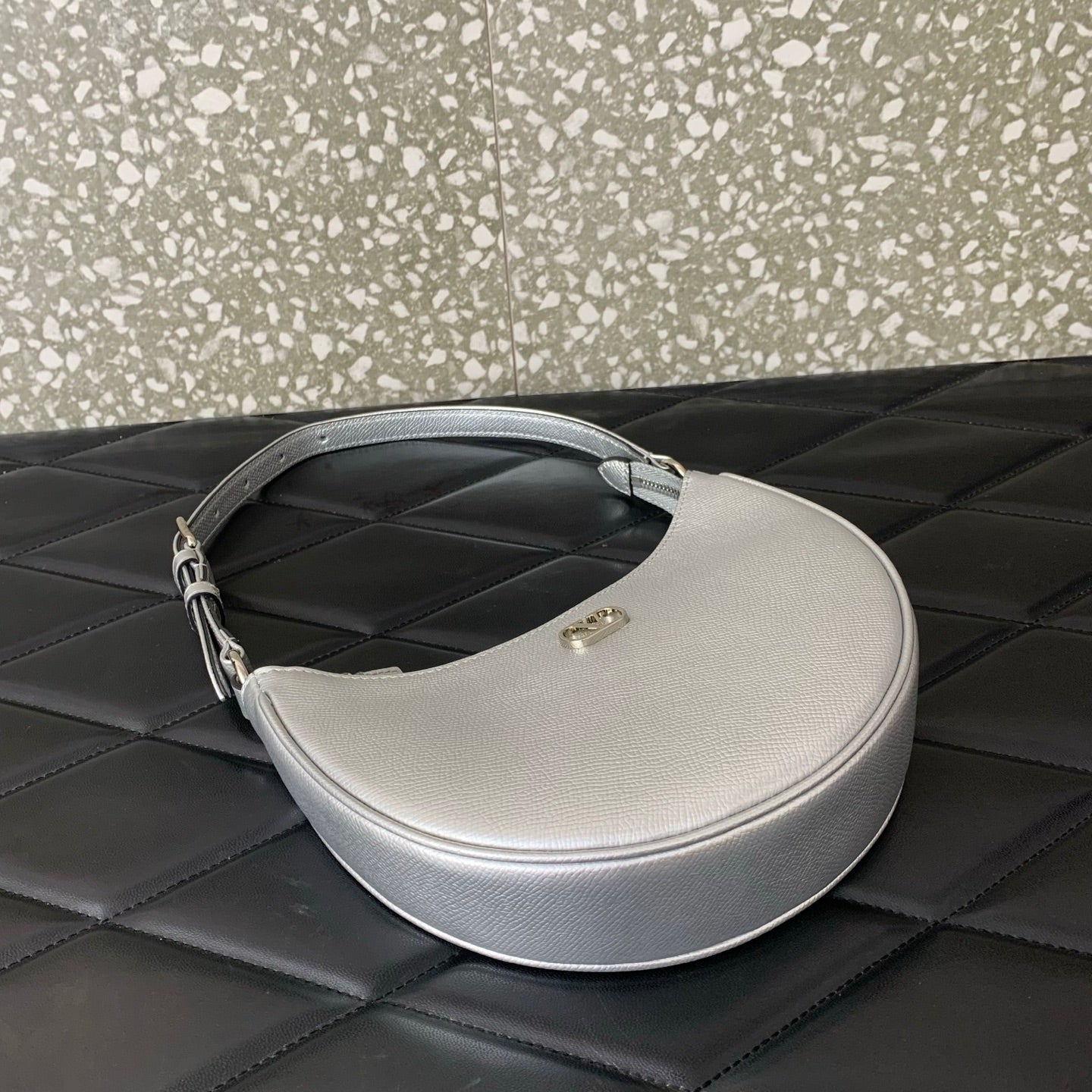 VA GARAVANI VLOGO mini HOBO bag sliver calfskin 566881