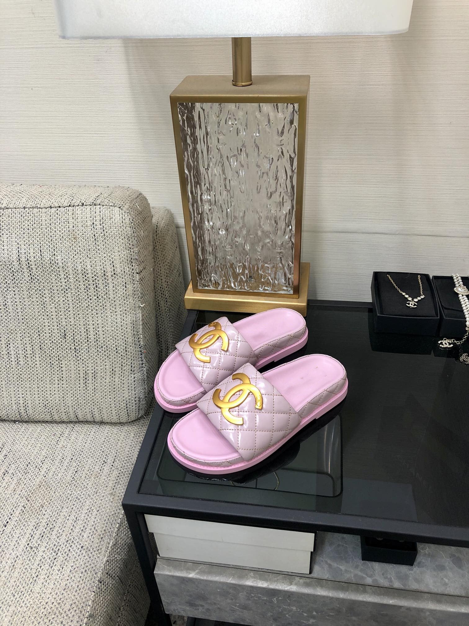 mule sandal 30 pink quilted waxed leather