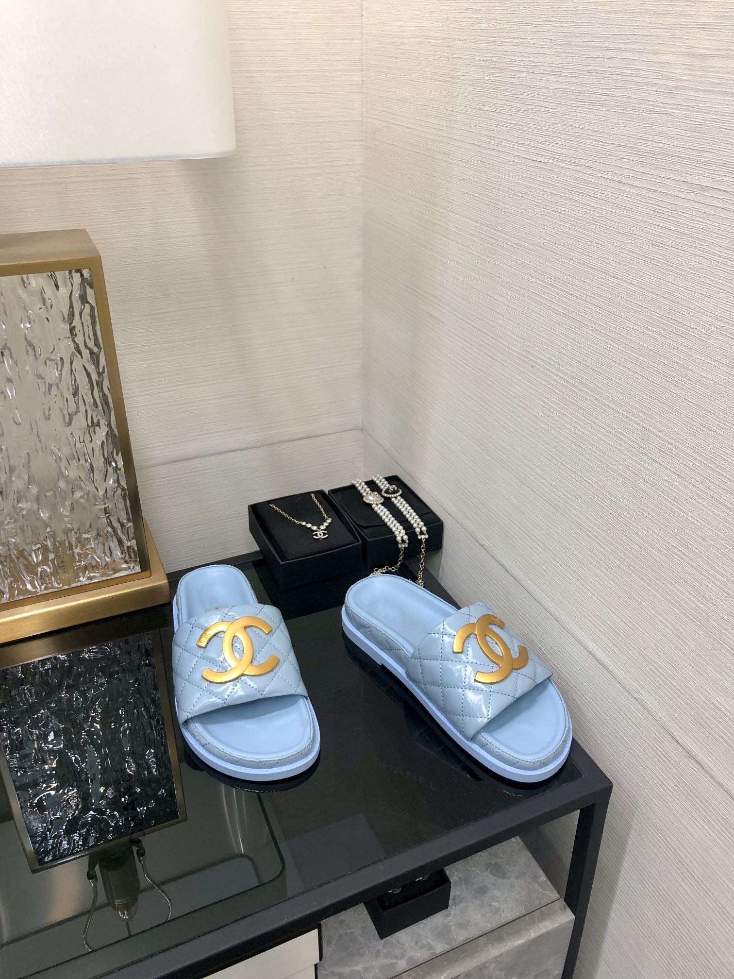 mule sandal 30 cloud blue quilted waxed leather