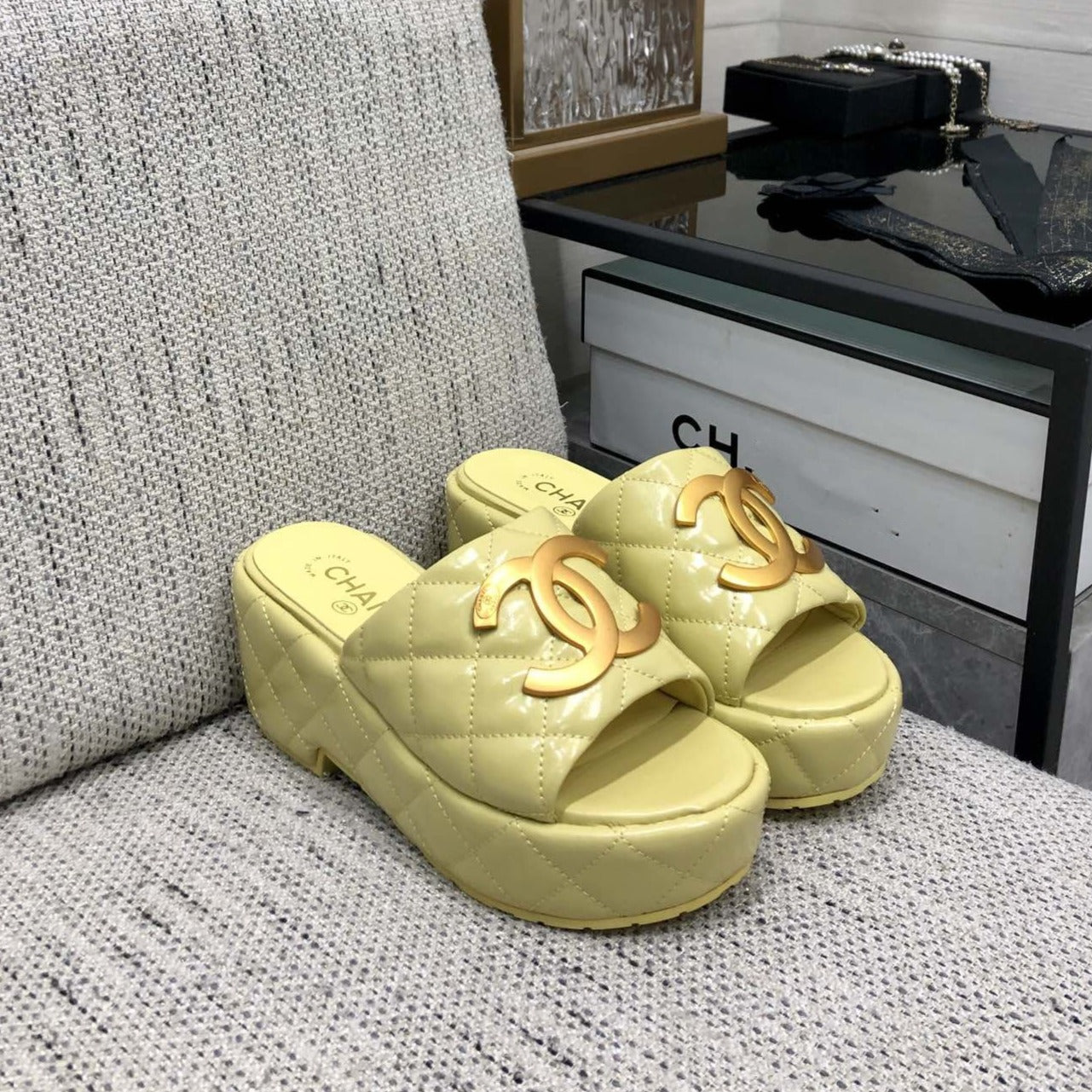mule sandal 95 lime quilted waxed leather